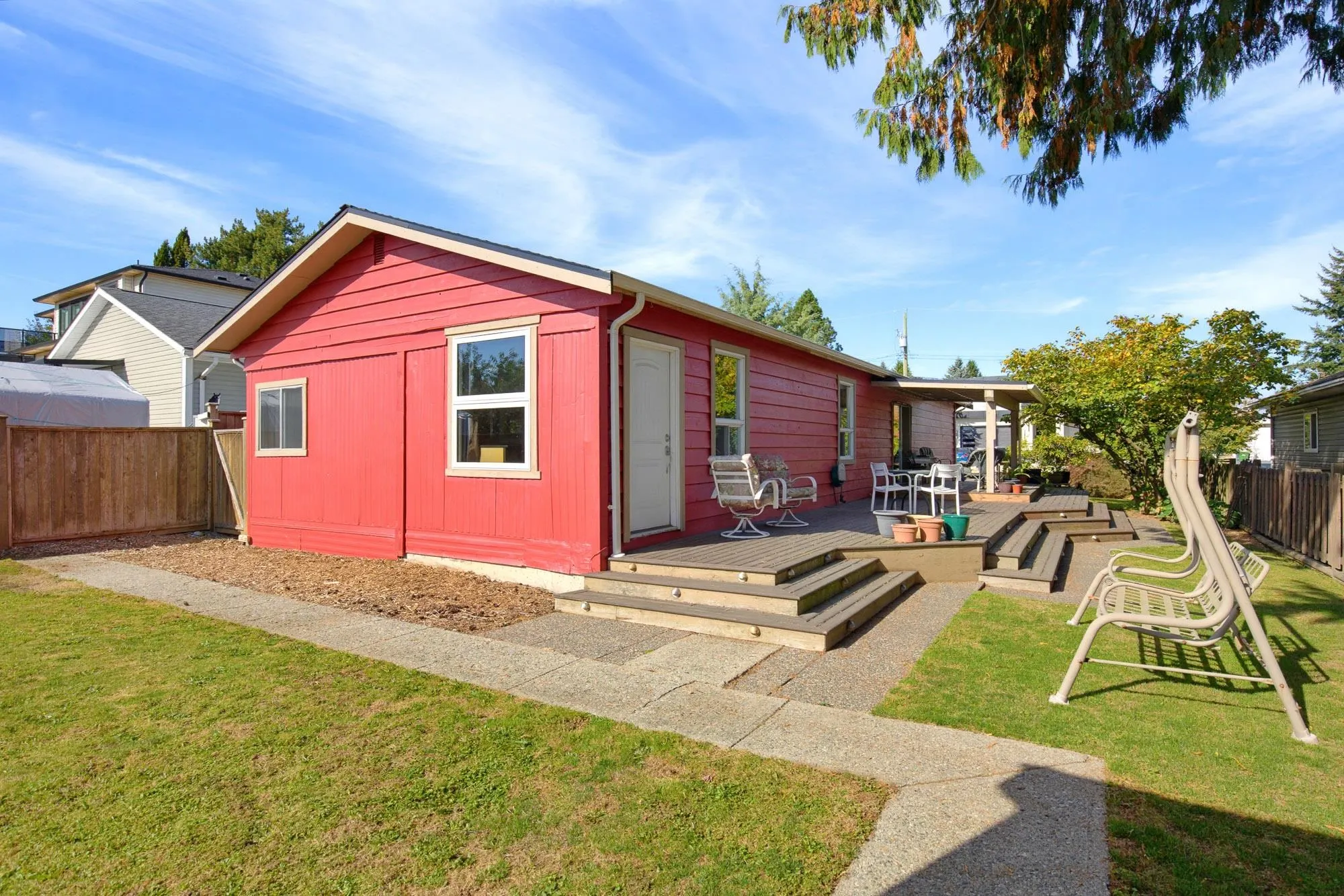 31590 Oakridge Crescent