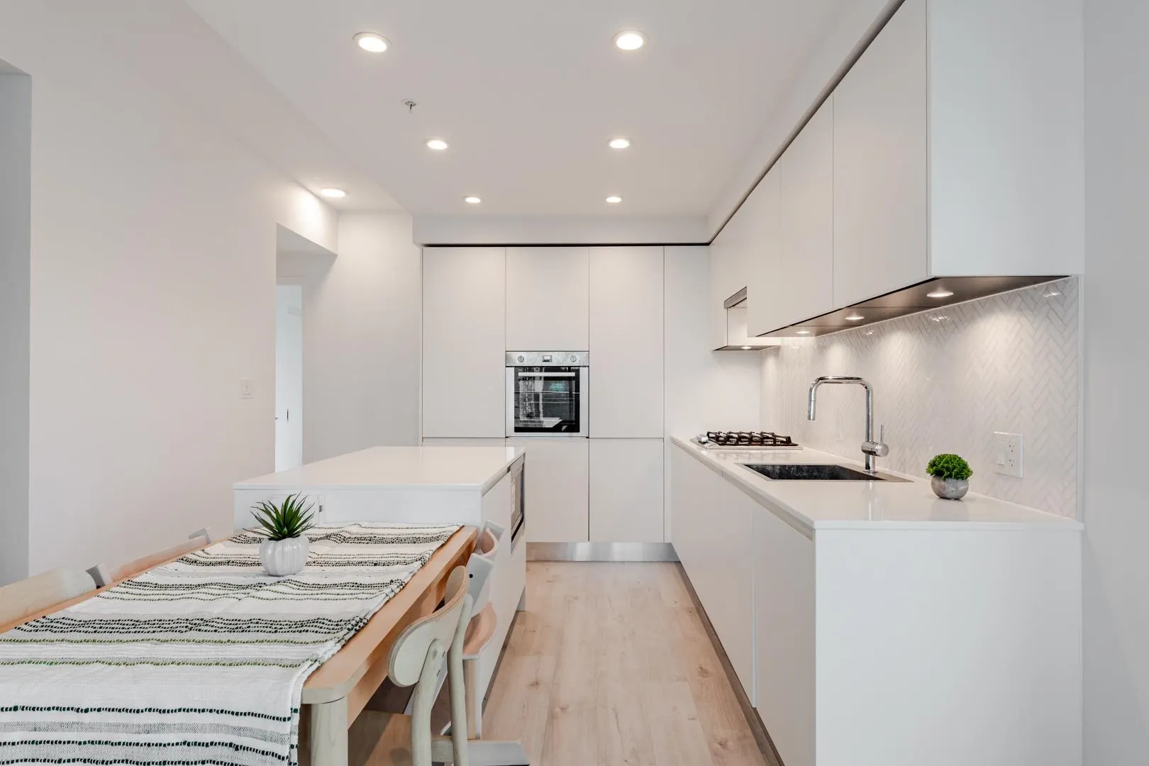 3809 Evergreen Place #2001
