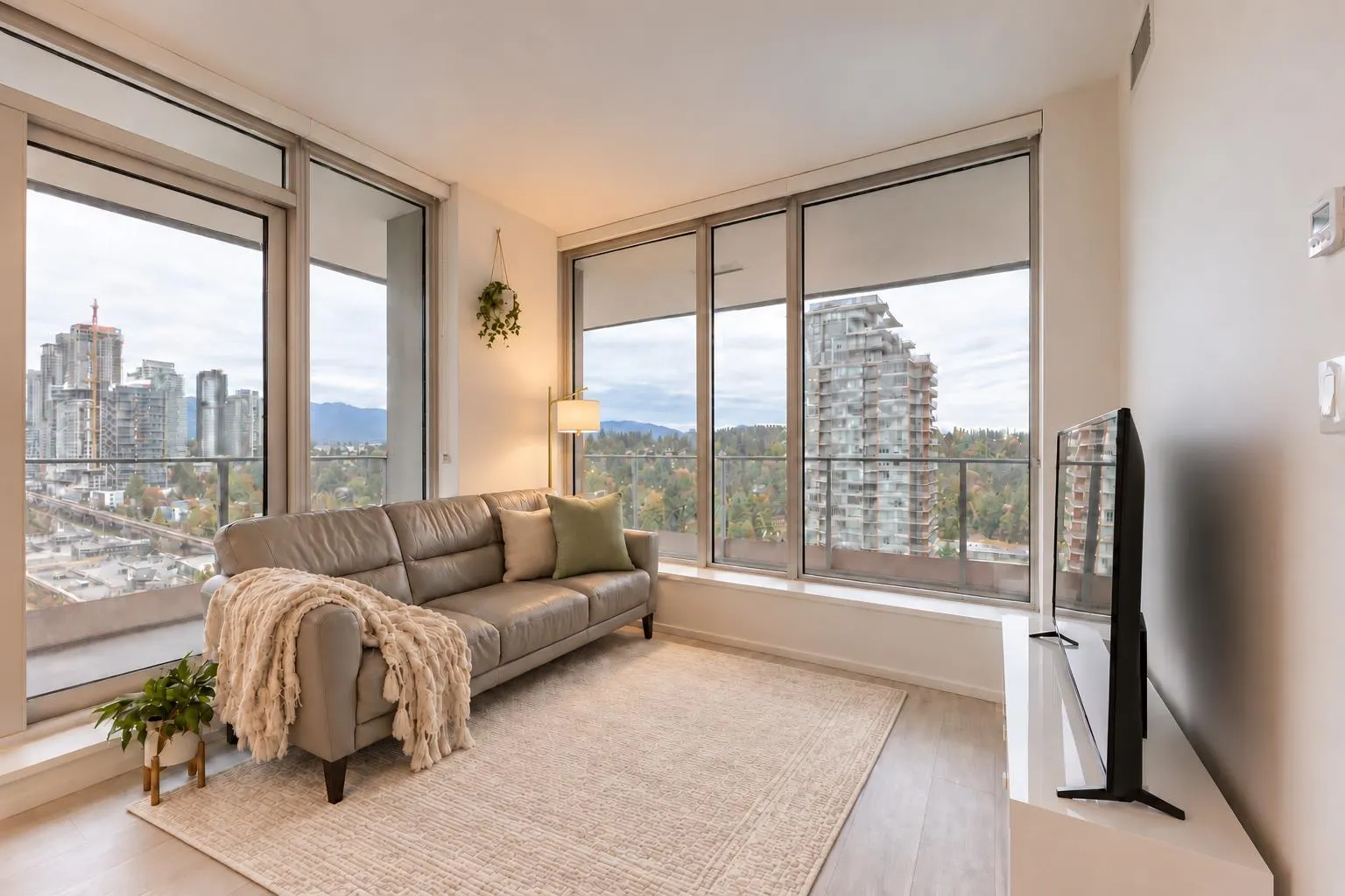 3809 Evergreen Place #2001