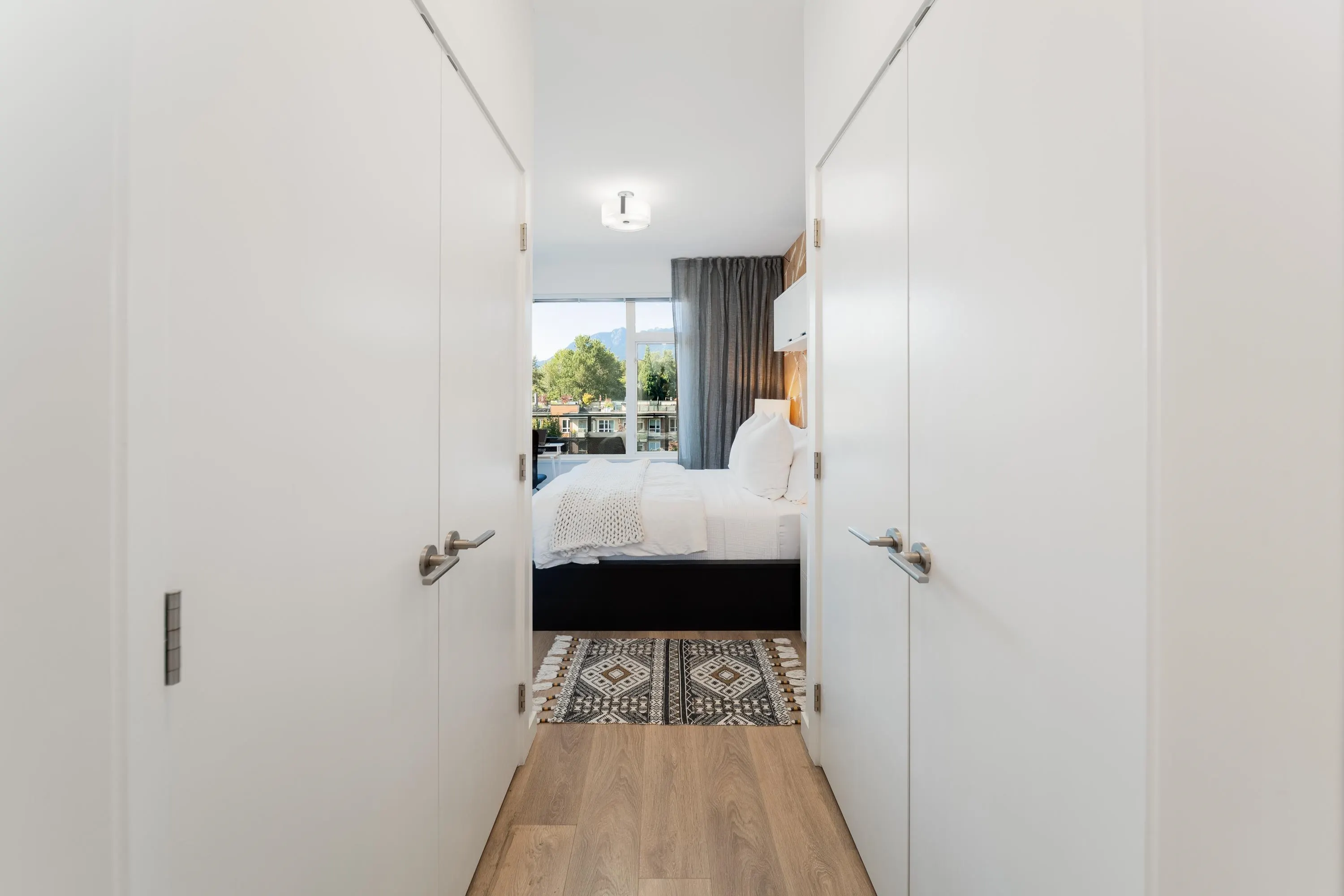 725 Marine Drive #517