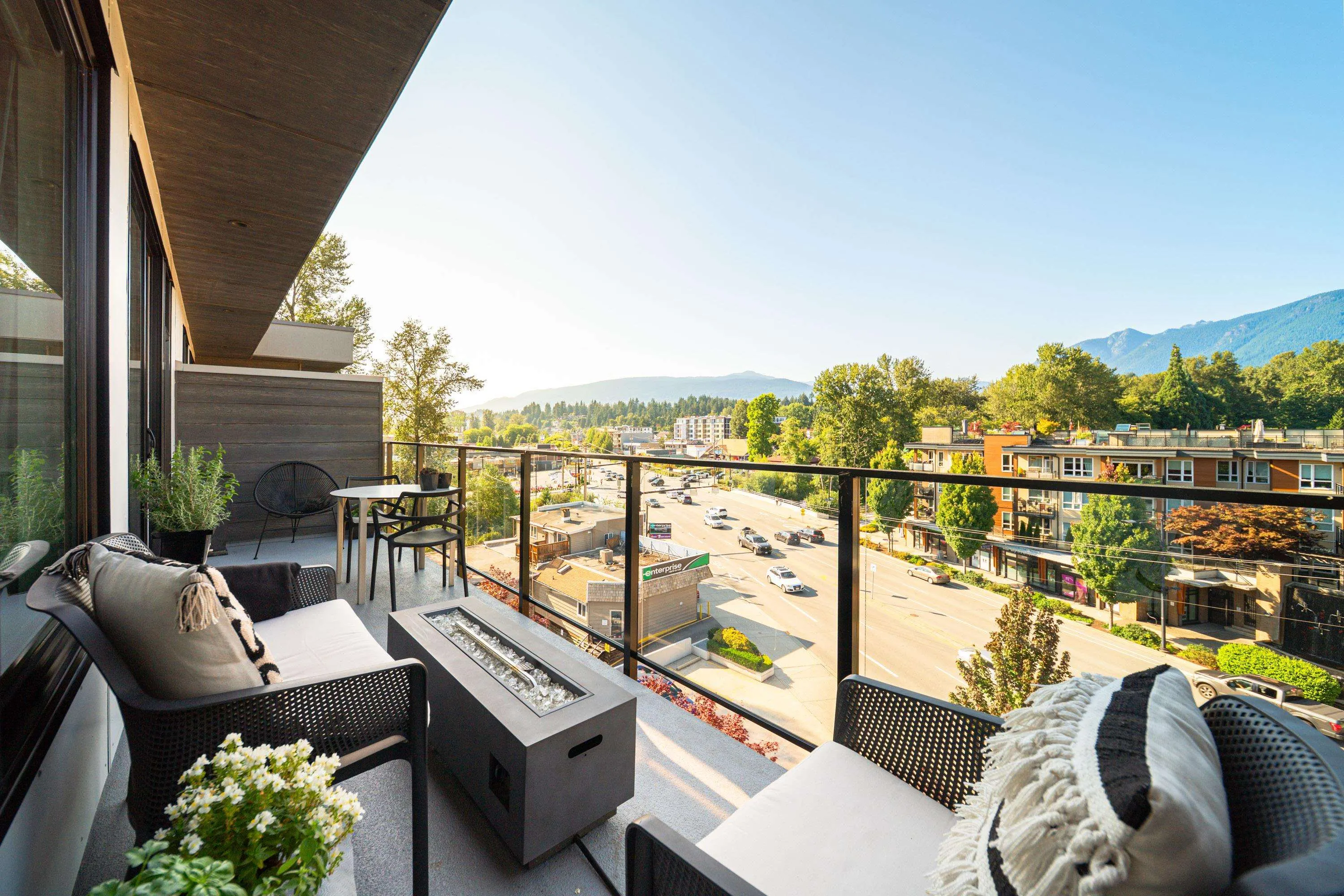 725 Marine Drive #517