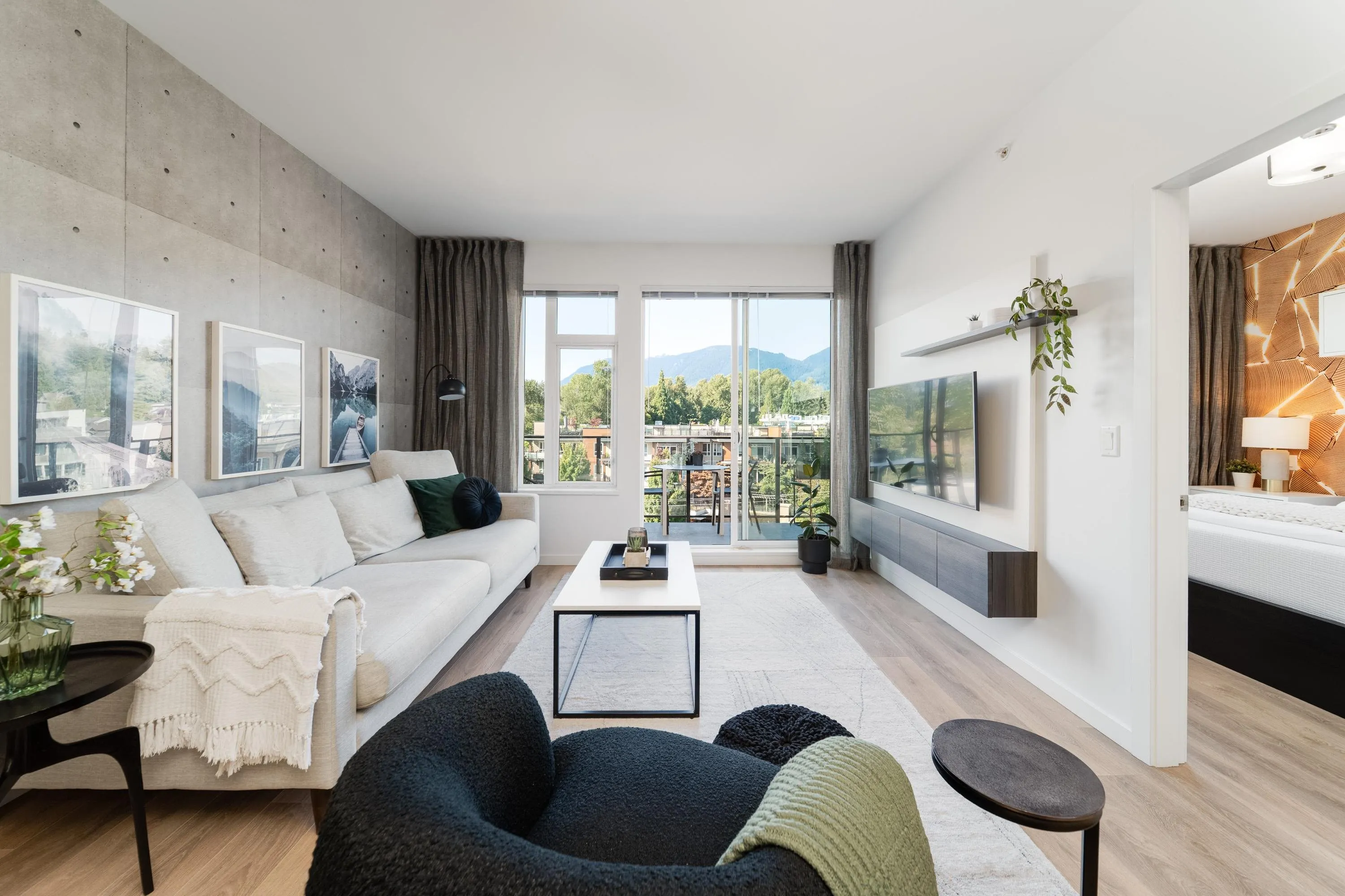 725 Marine Drive #517