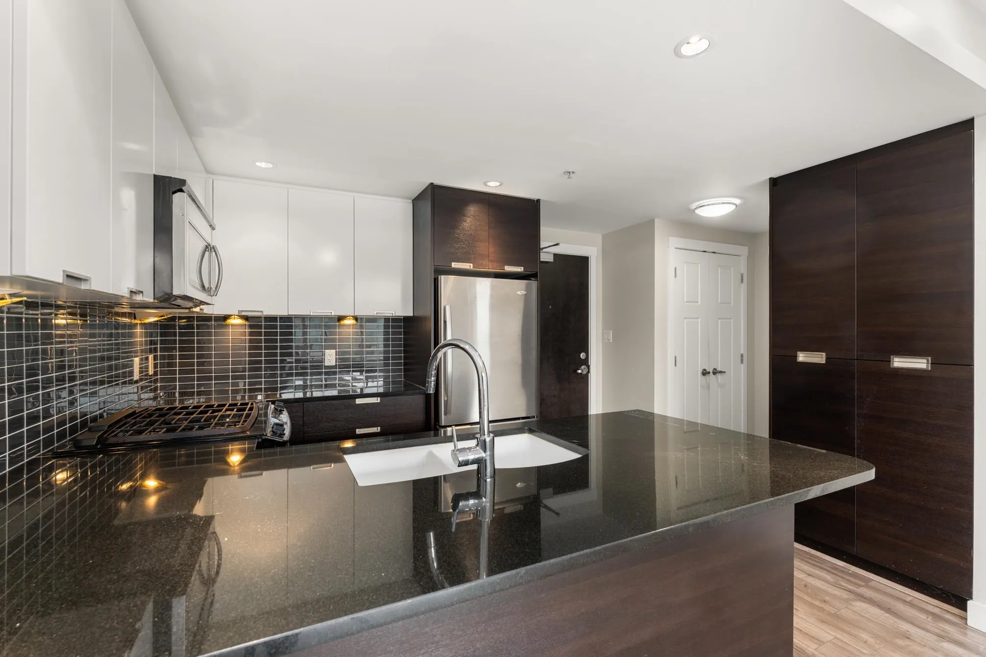 2968 Glen Drive #802