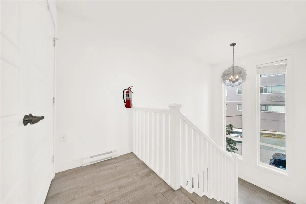 1209 Fourth Avenue #6