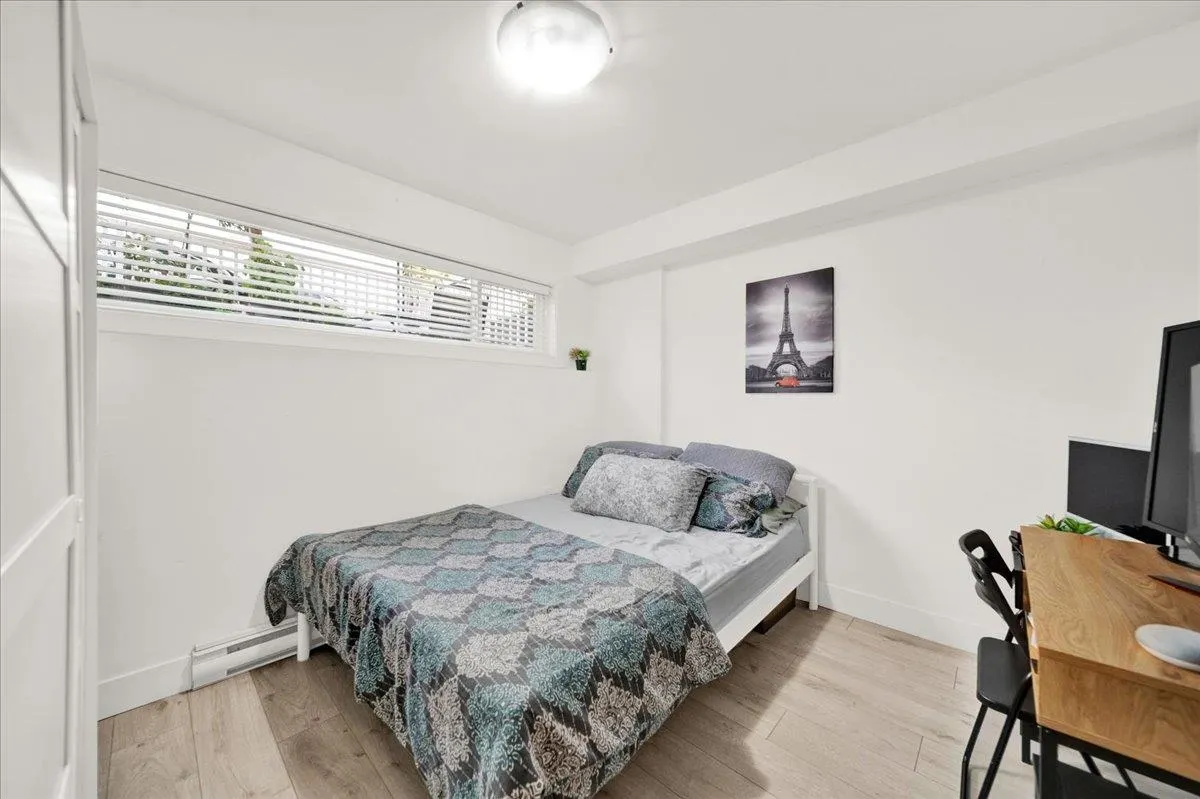 1209 Fourth Avenue #6