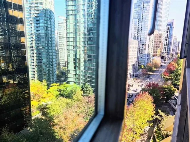 1367 Alberni Street #1109