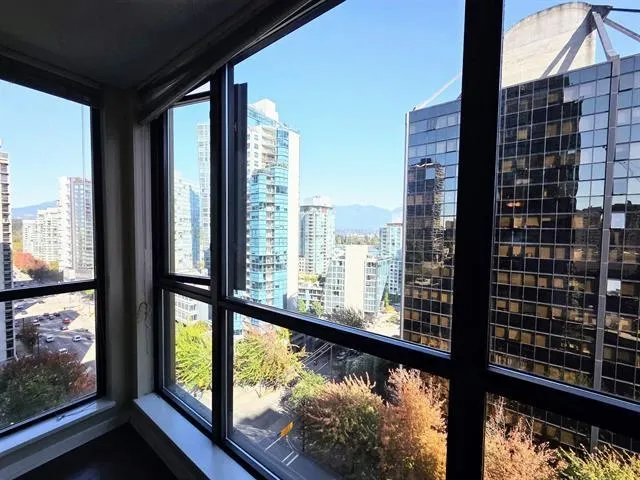 1367 Alberni Street #1109