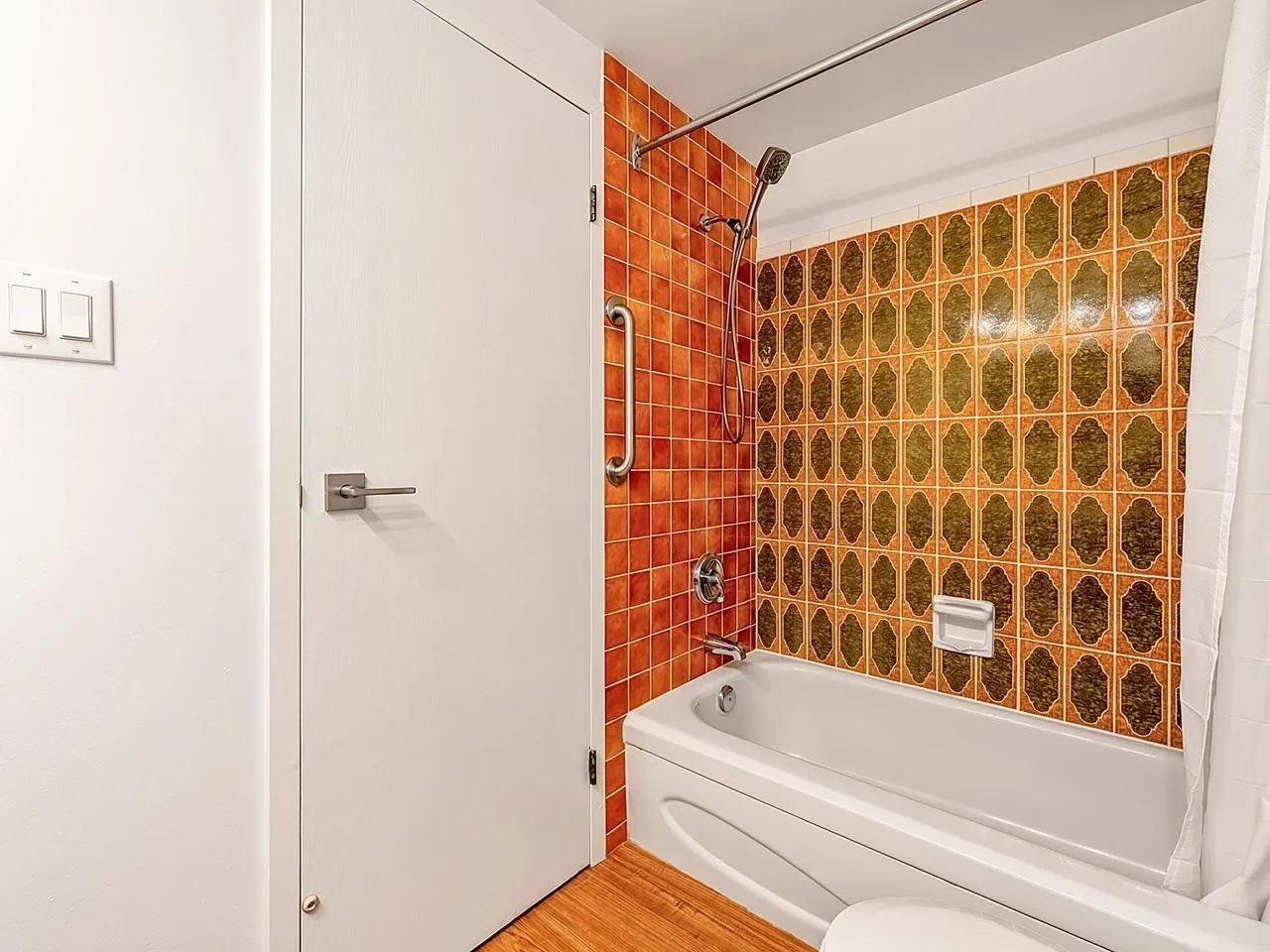 1844 W 7th Avenue #106