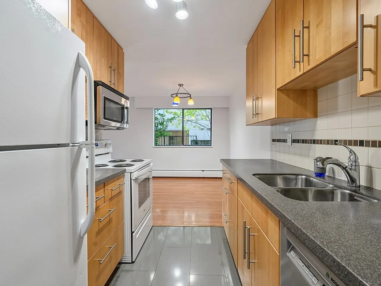 1844 W 7th Avenue #106