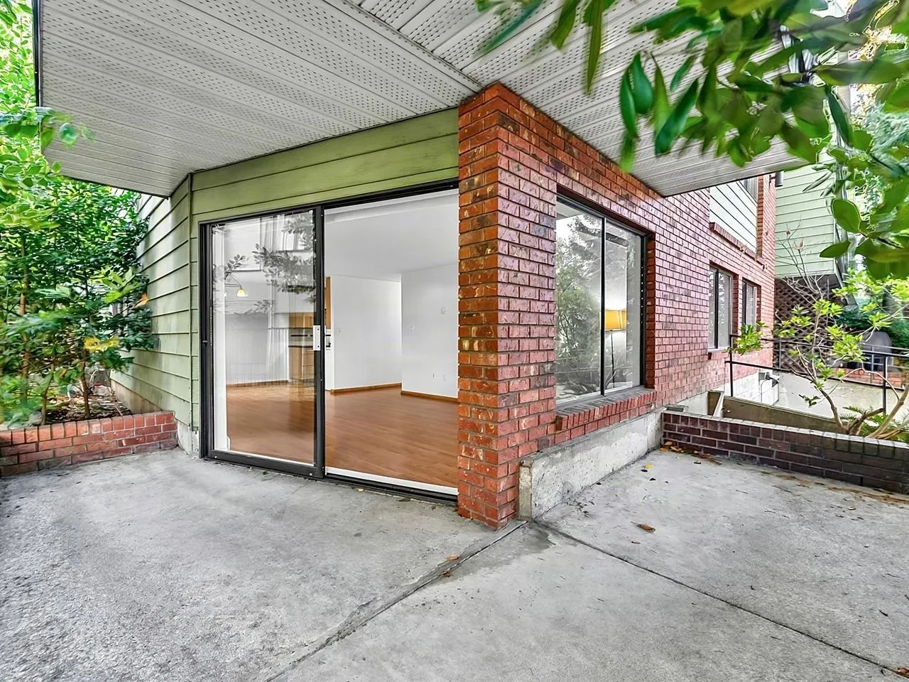 1844 W 7th Avenue #106