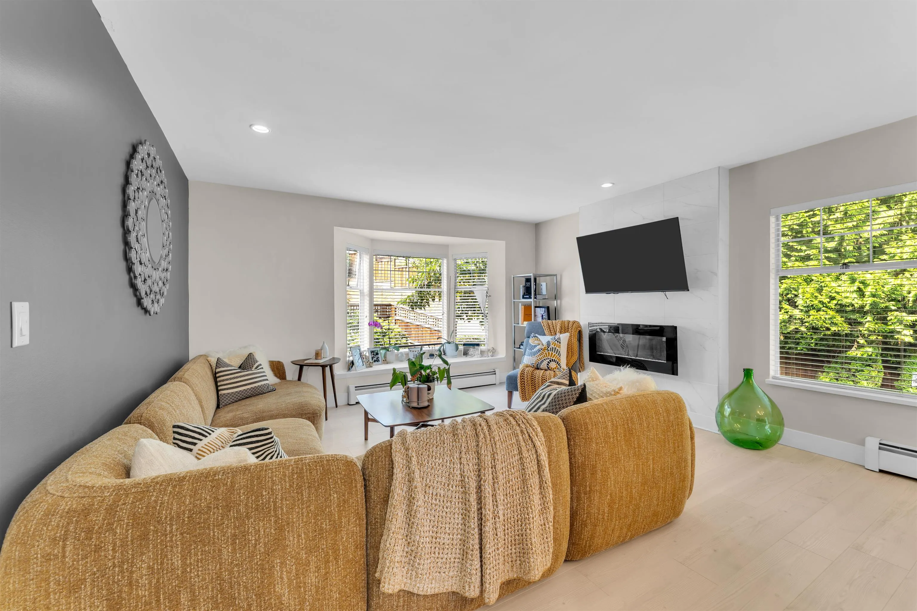 1140 Falcon Drive #10