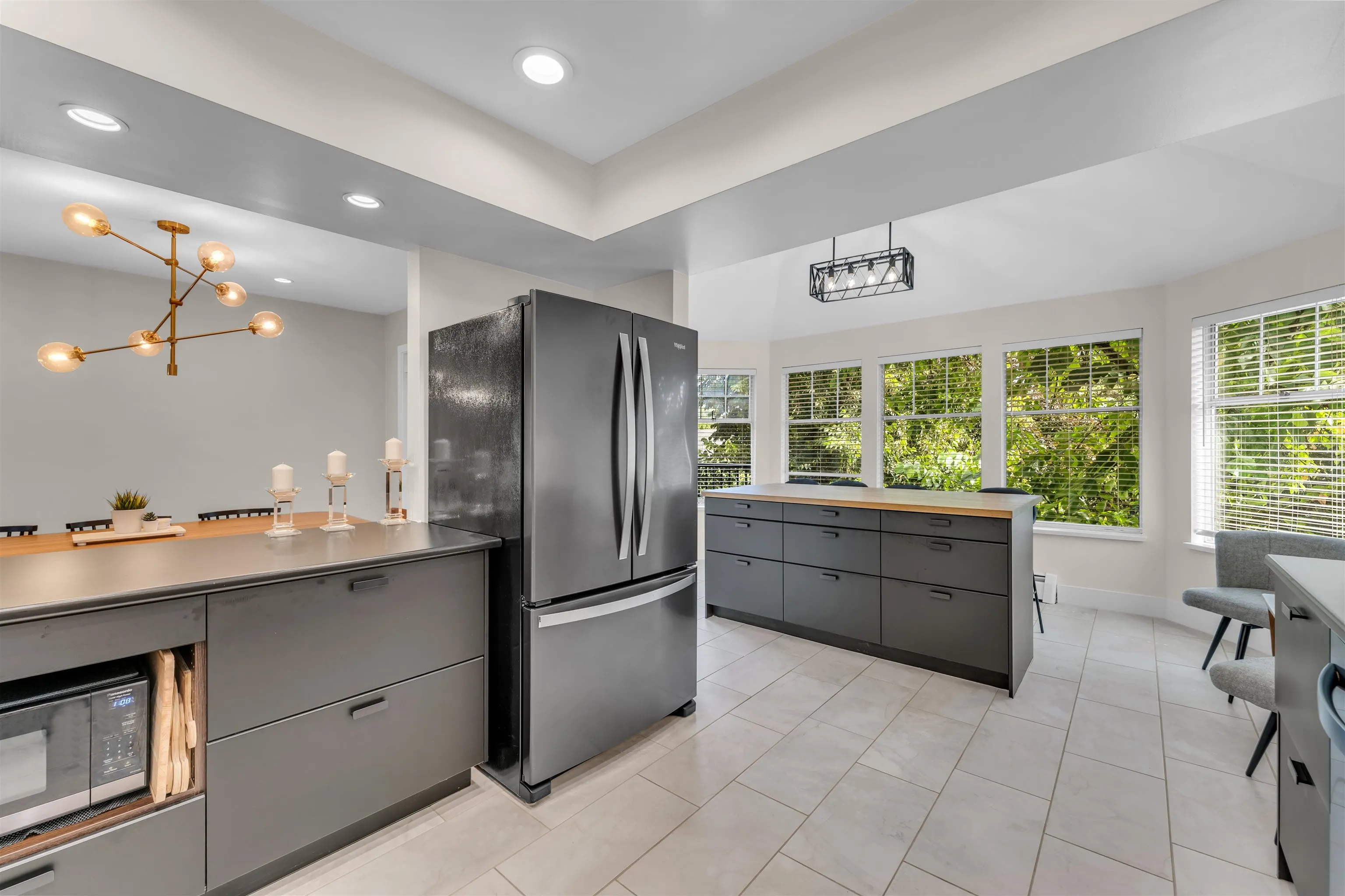1140 Falcon Drive #10