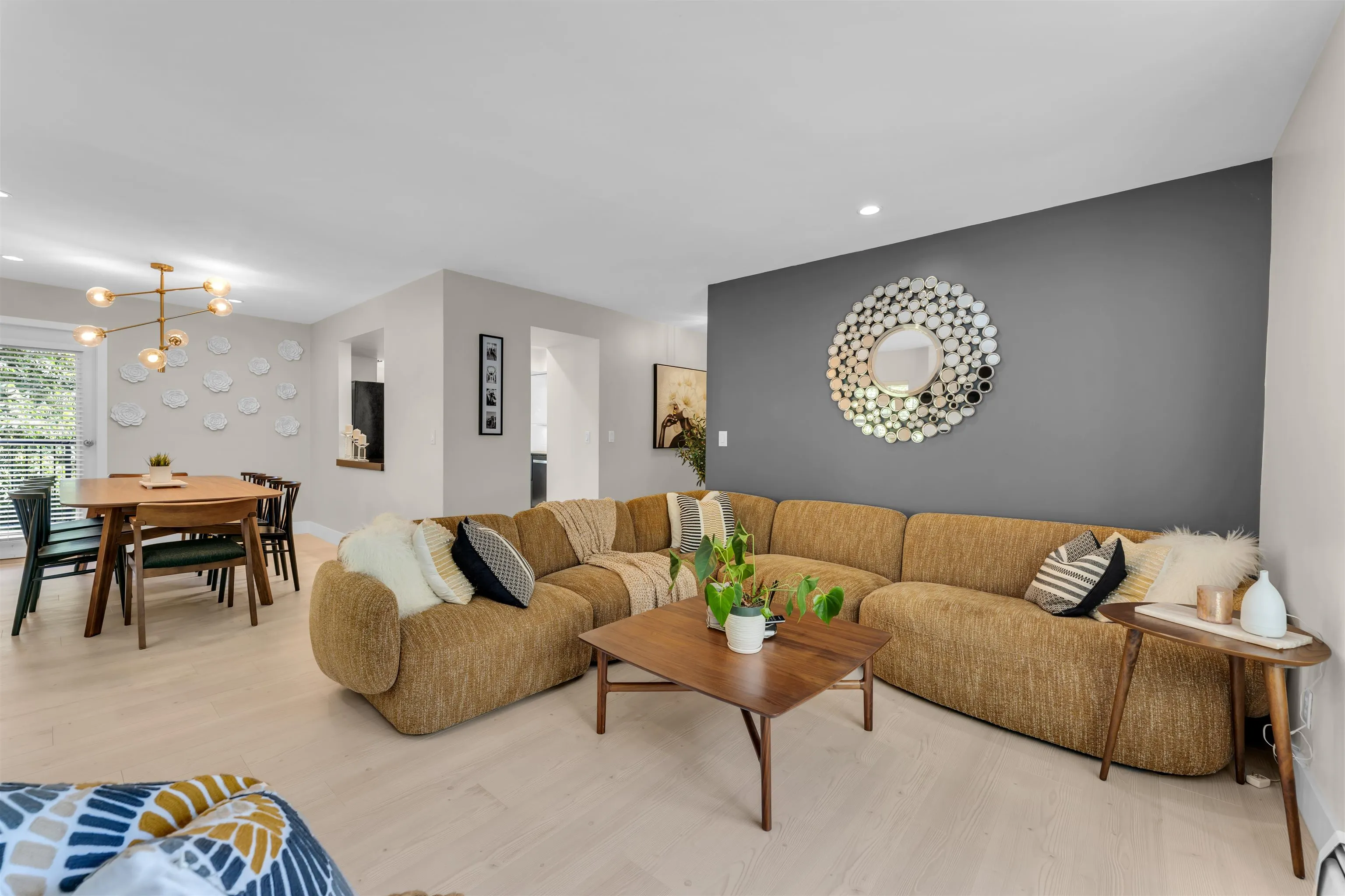 1140 Falcon Drive #10