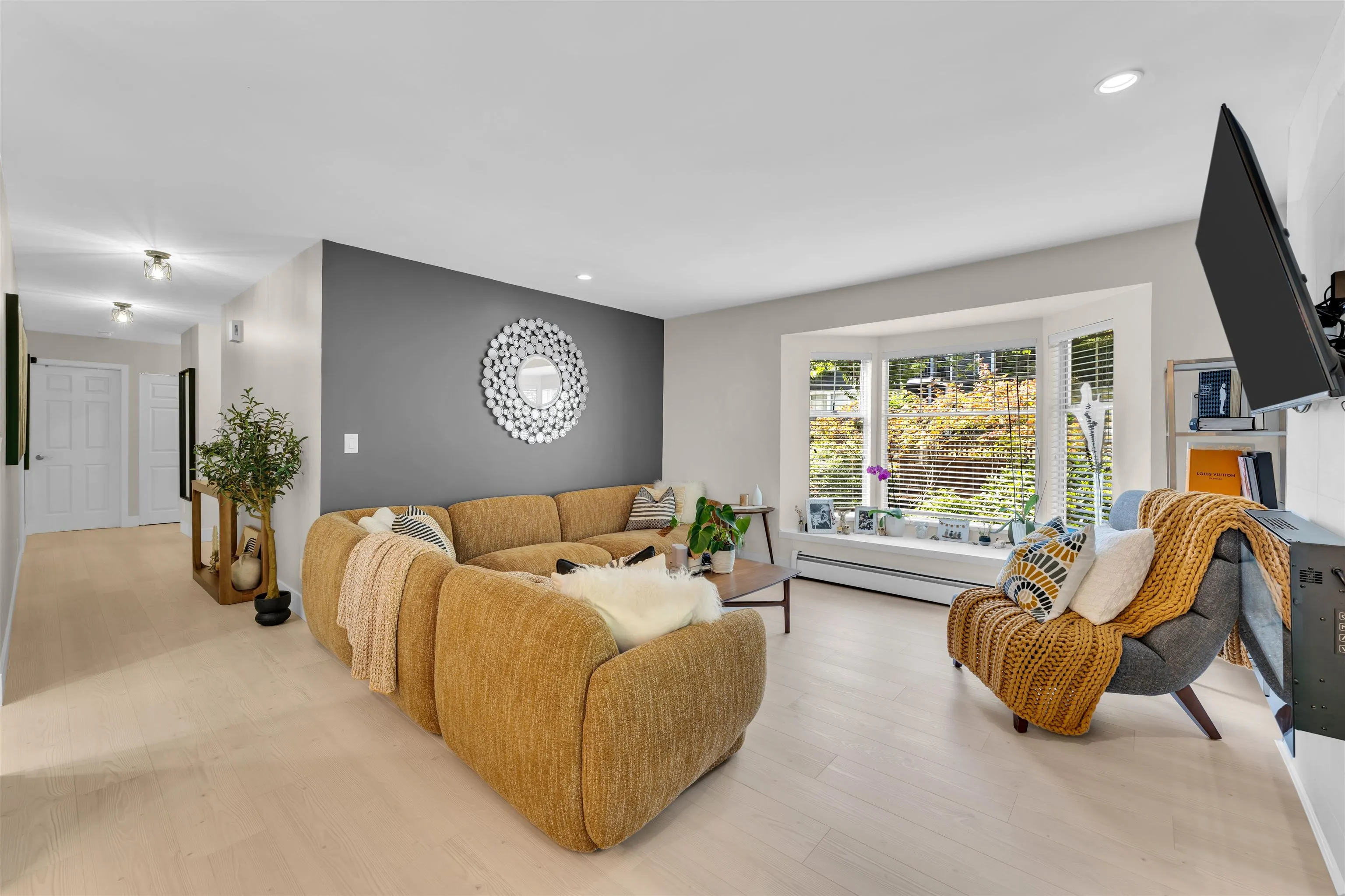 1140 Falcon Drive #10