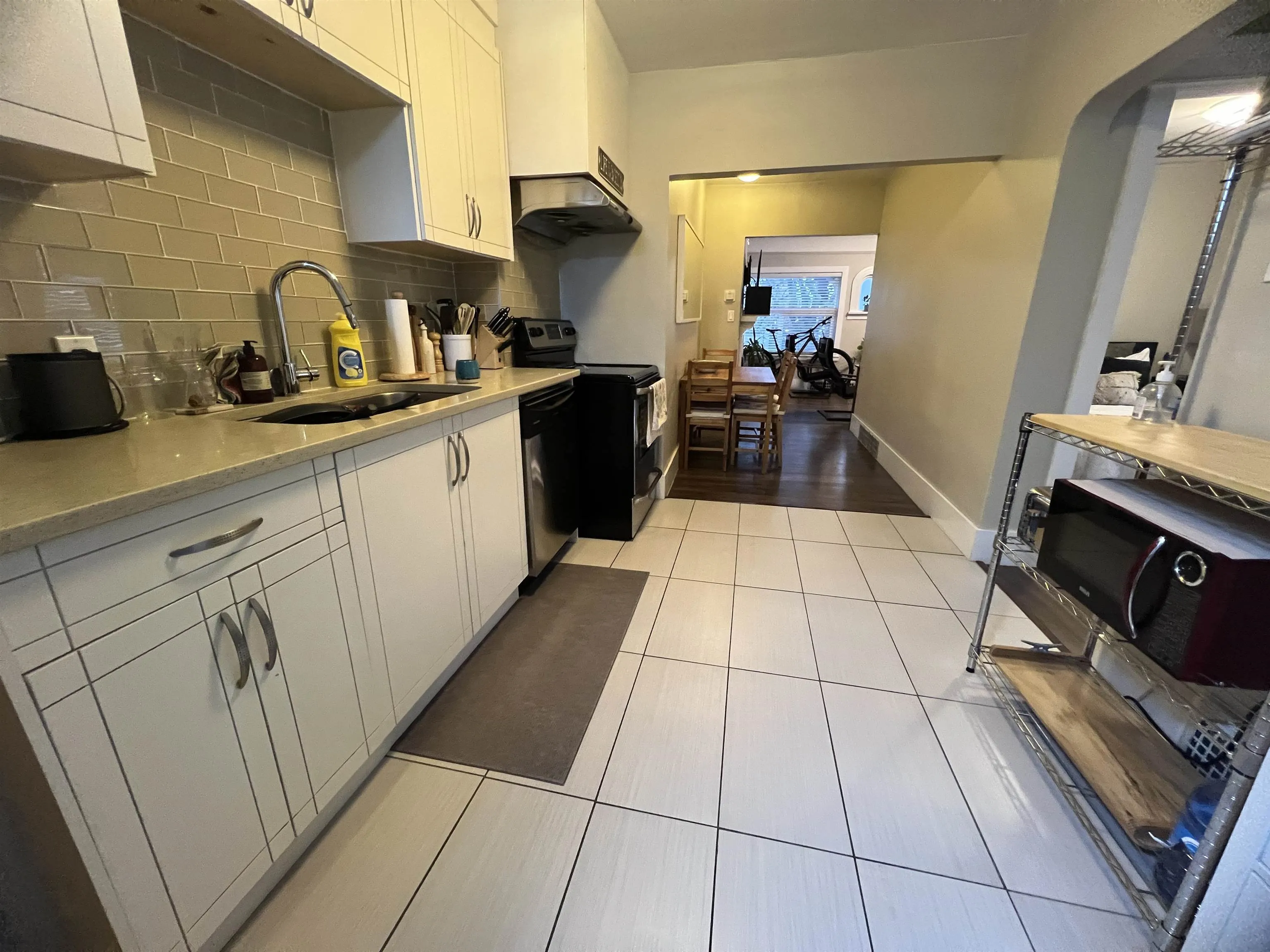 28xx W 6th Avenue