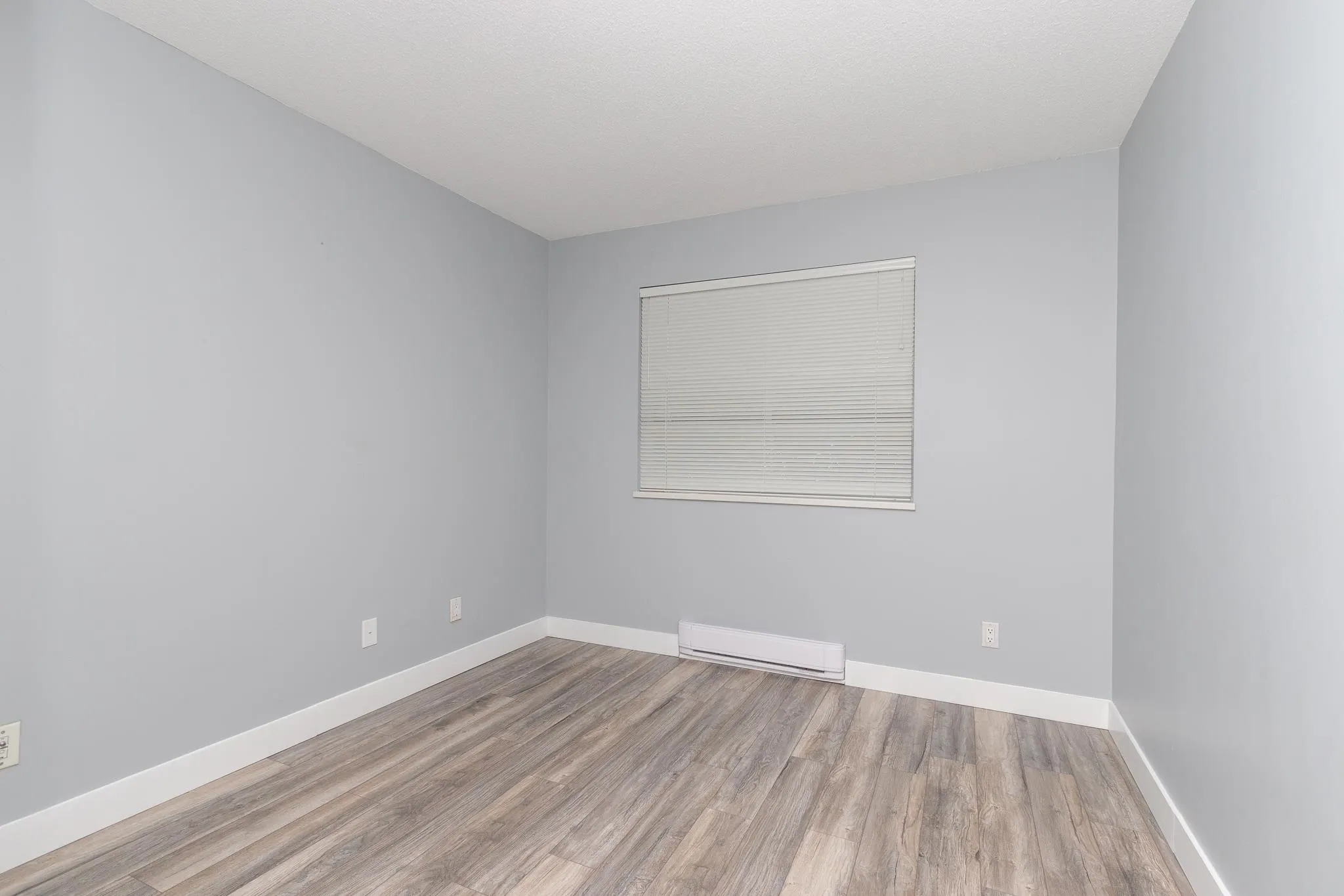 15150 108 Avenue #103