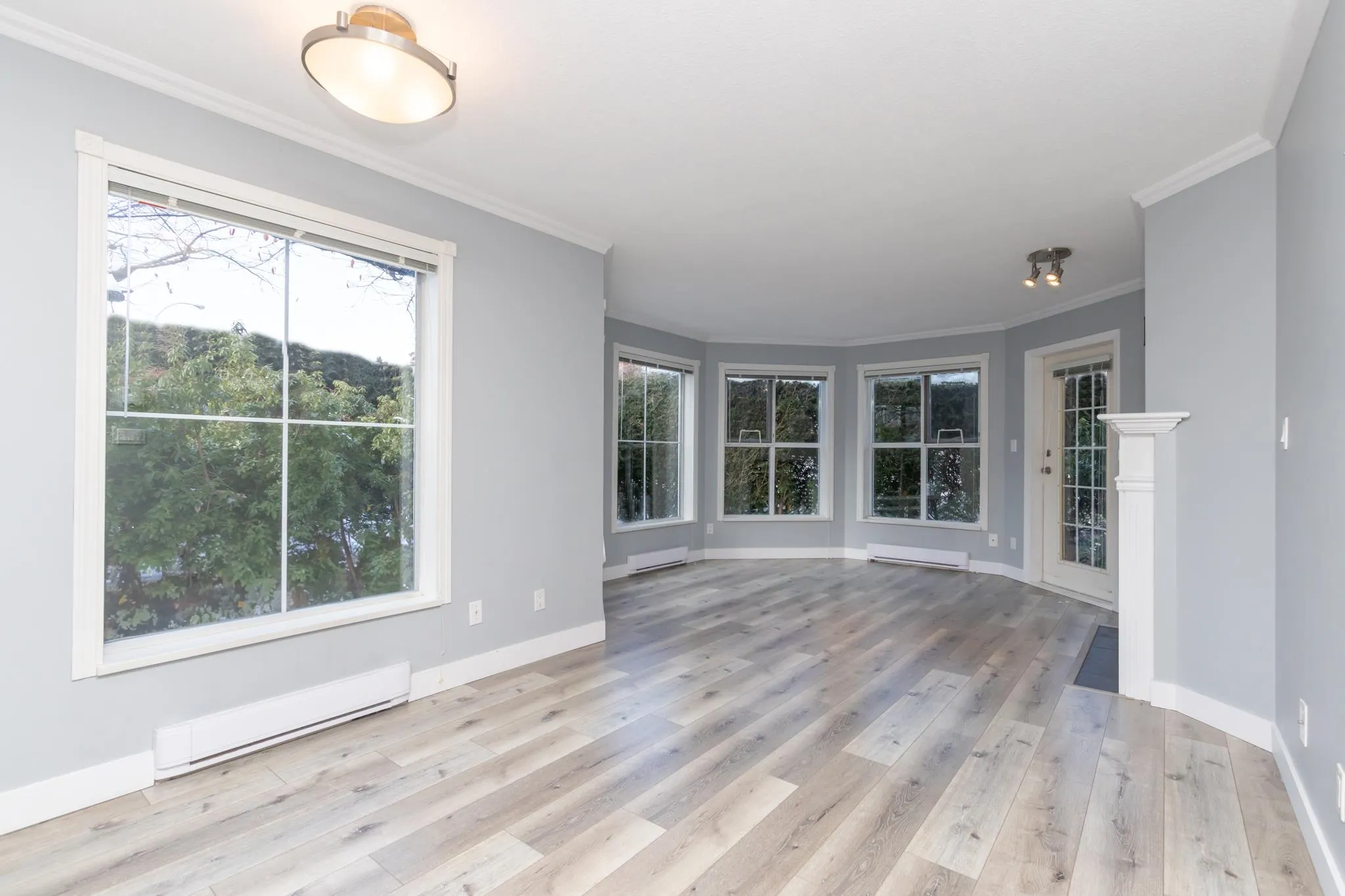 15150 108 Avenue #103