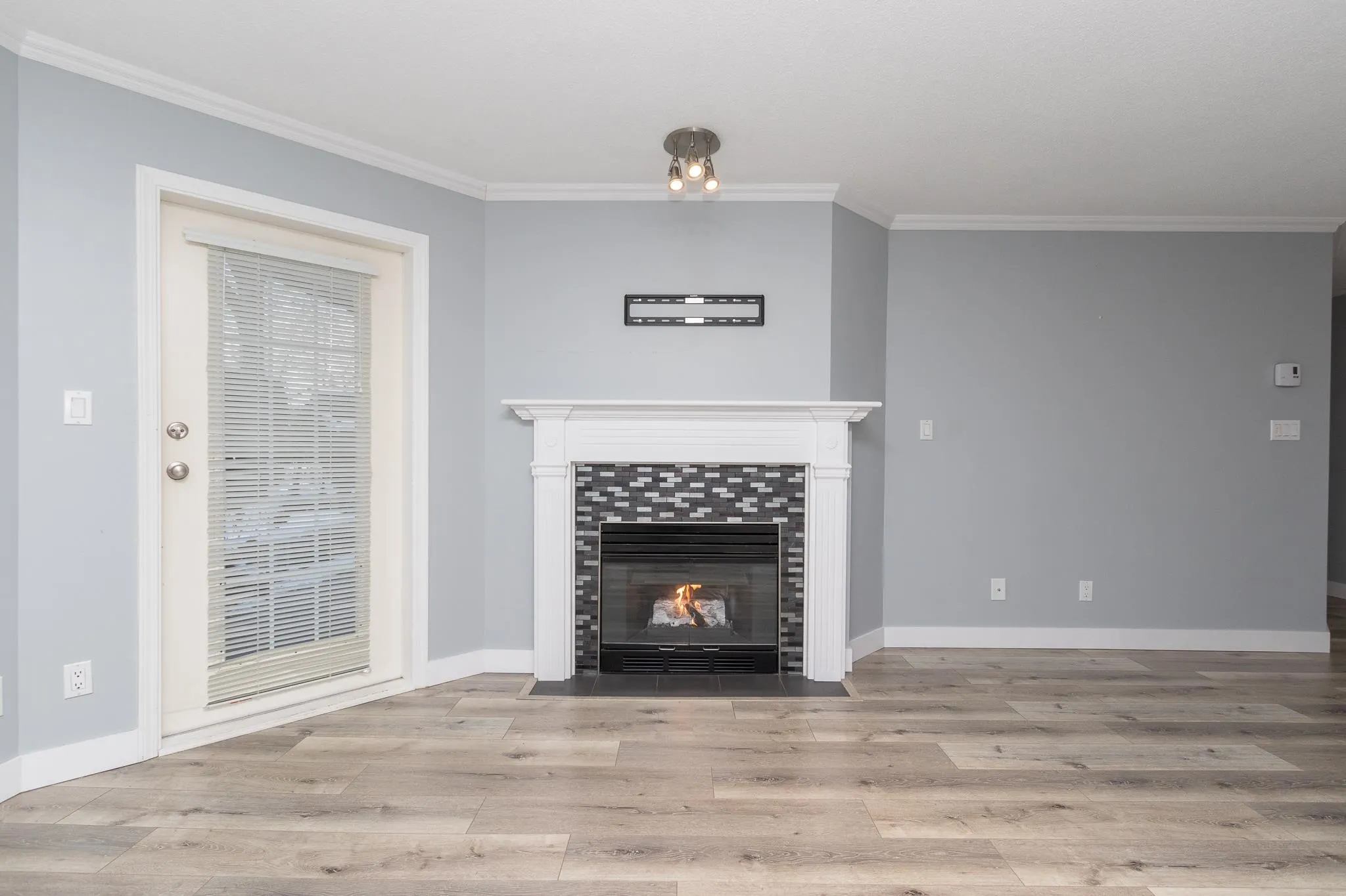 15150 108 Avenue #103