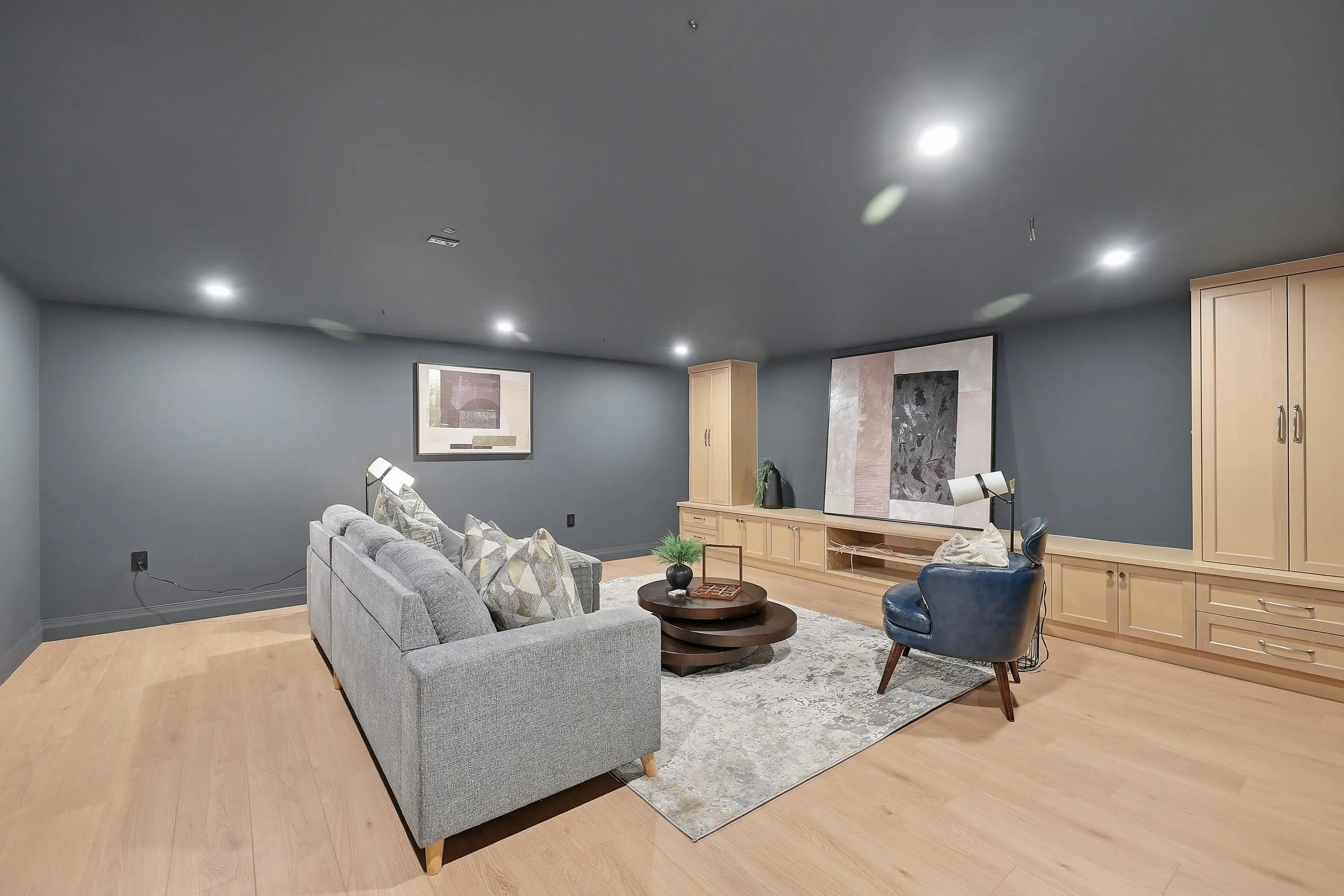 1249 Frederick Road