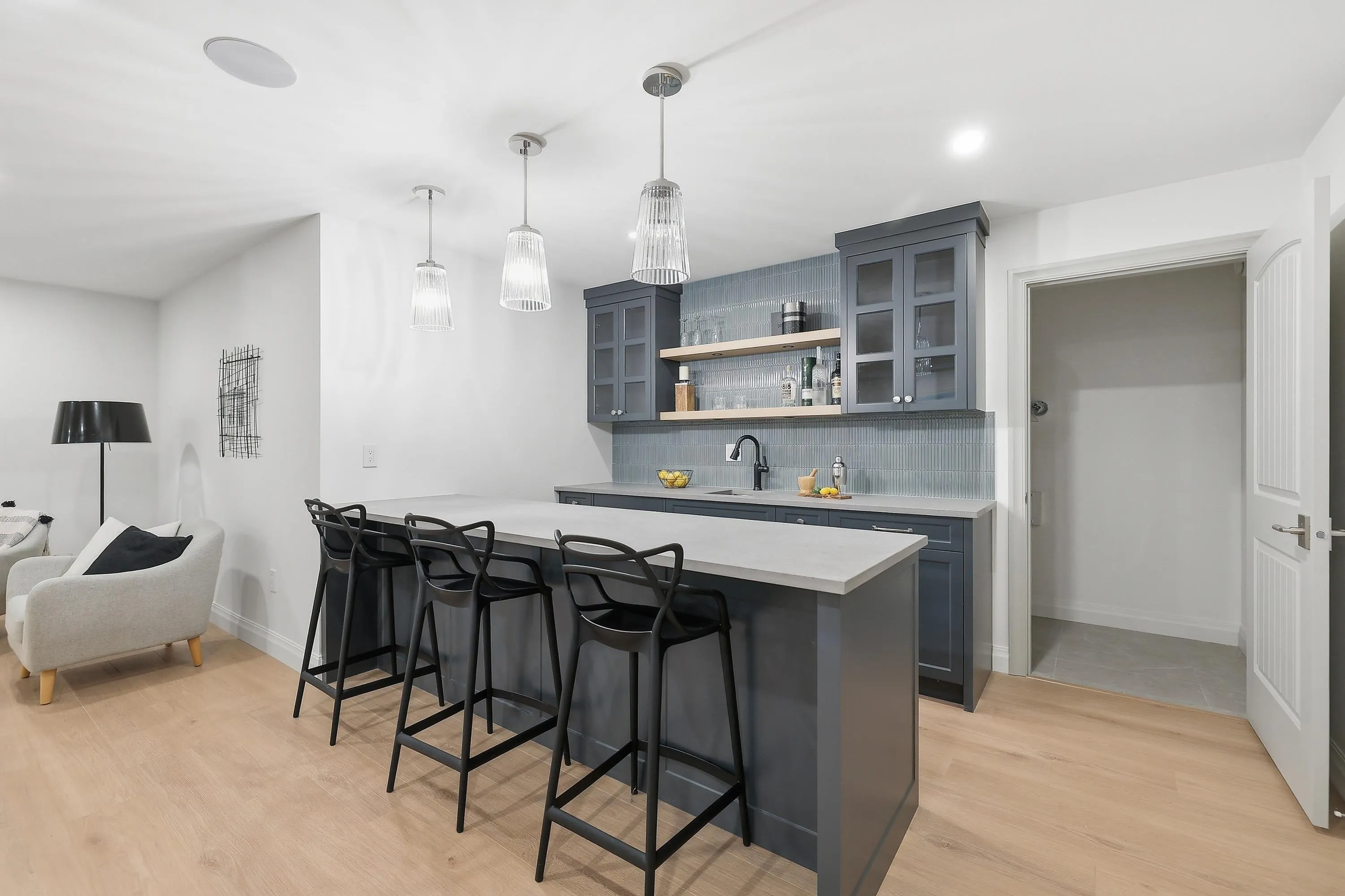 1249 Frederick Road