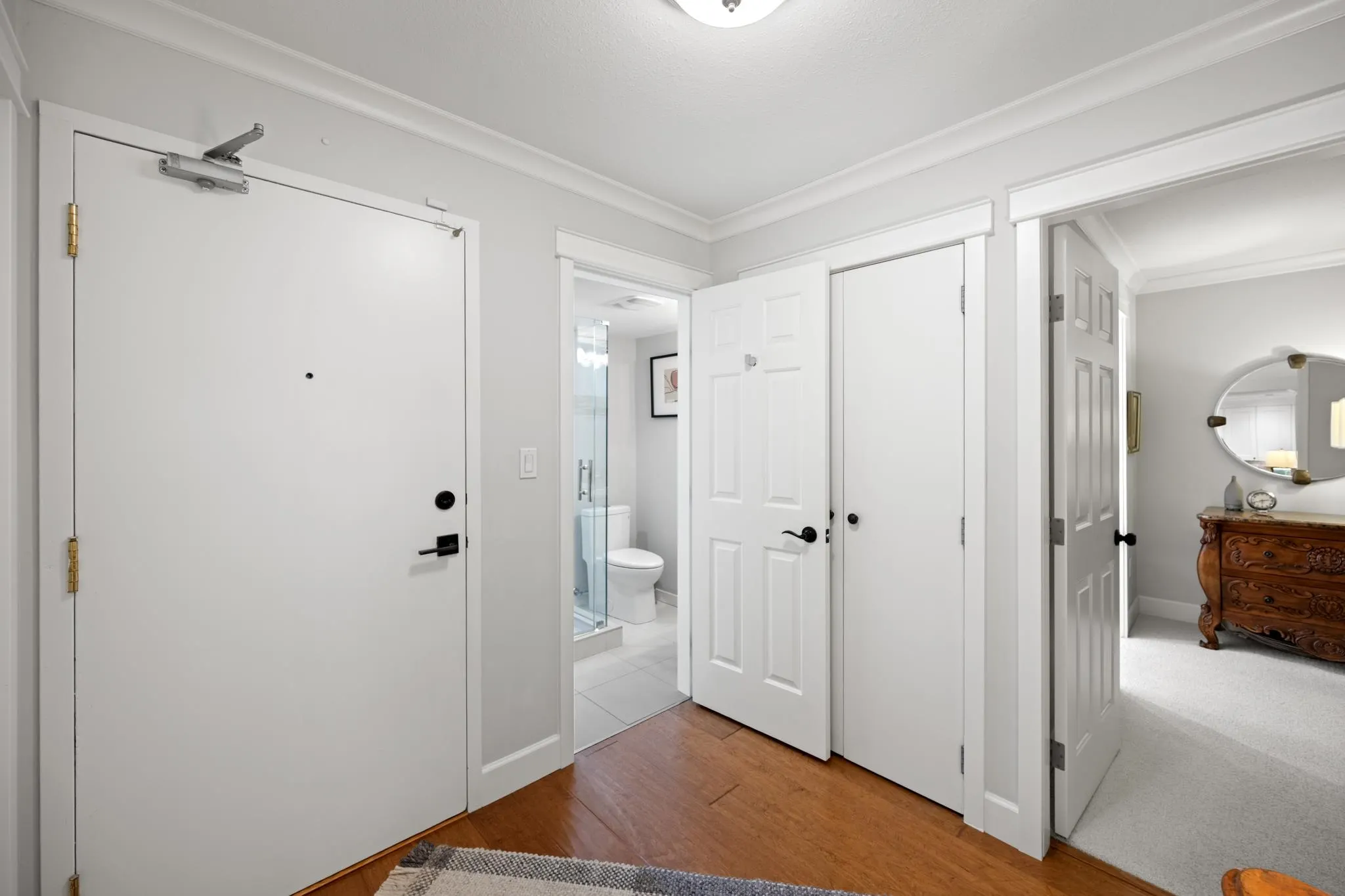 828 Gilford Street #102
