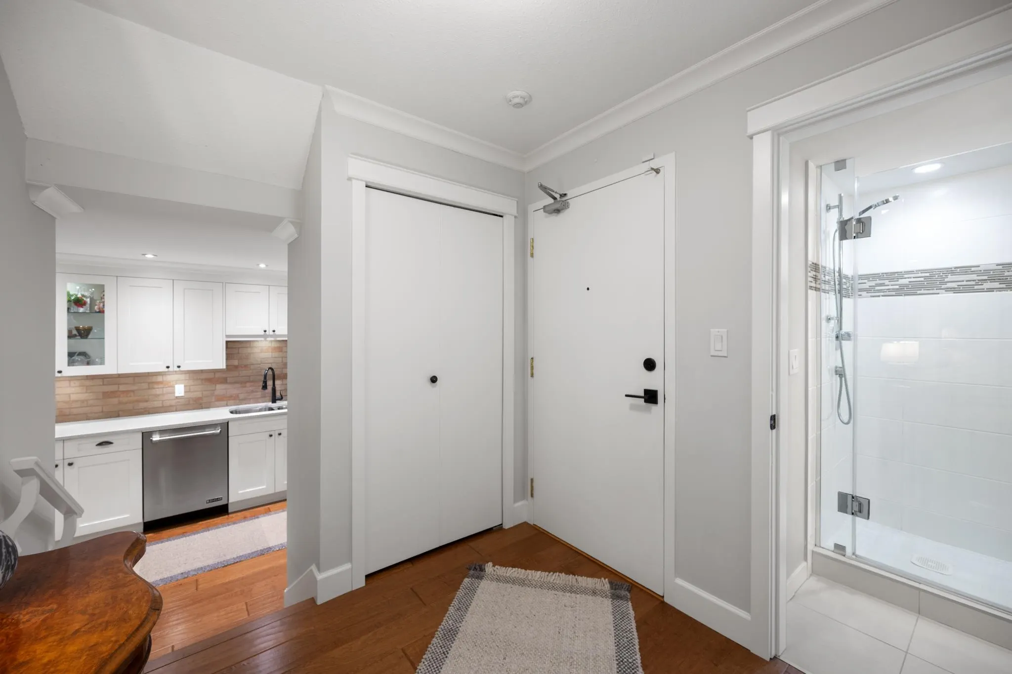 828 Gilford Street #102