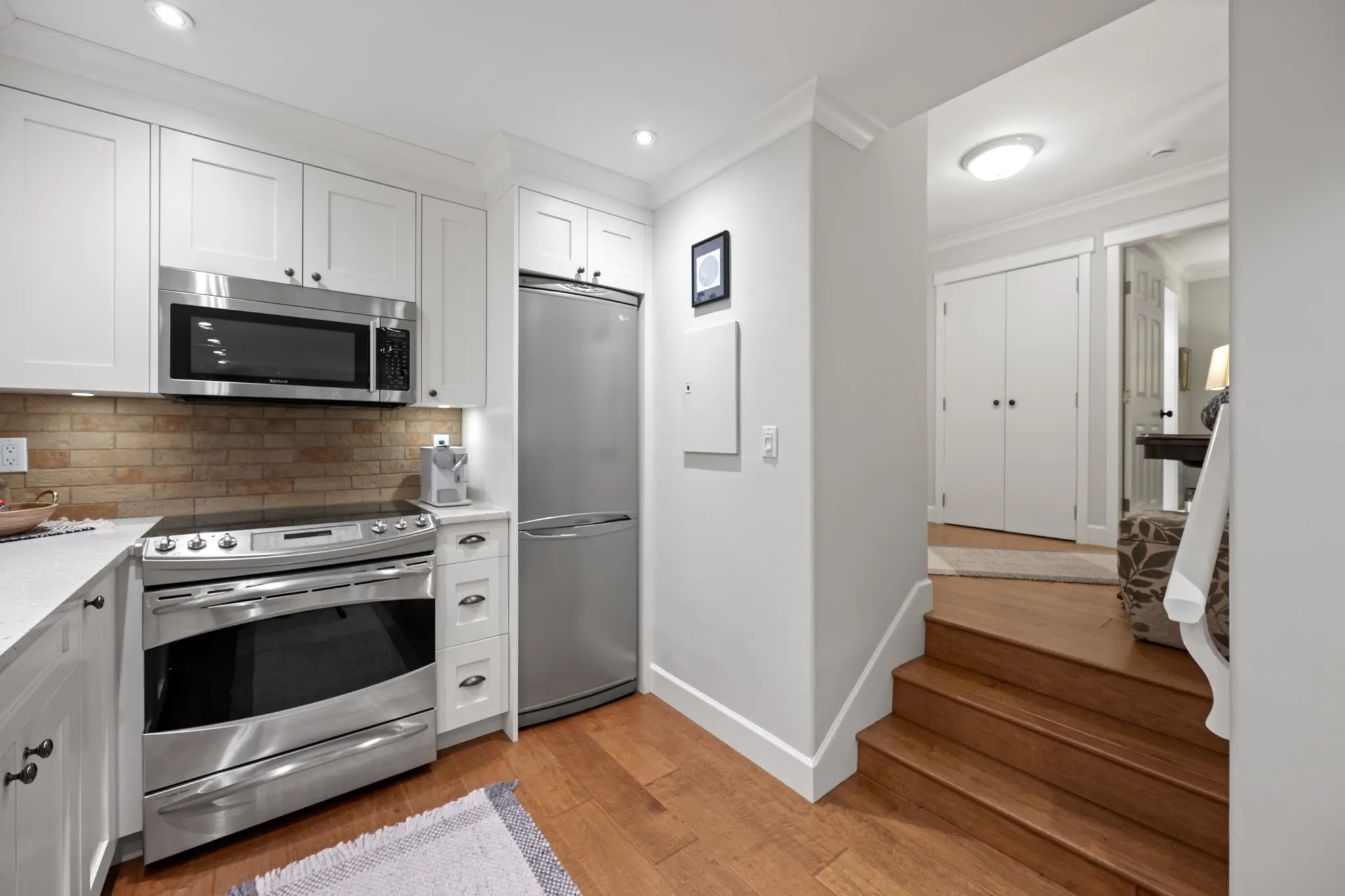 828 Gilford Street #102