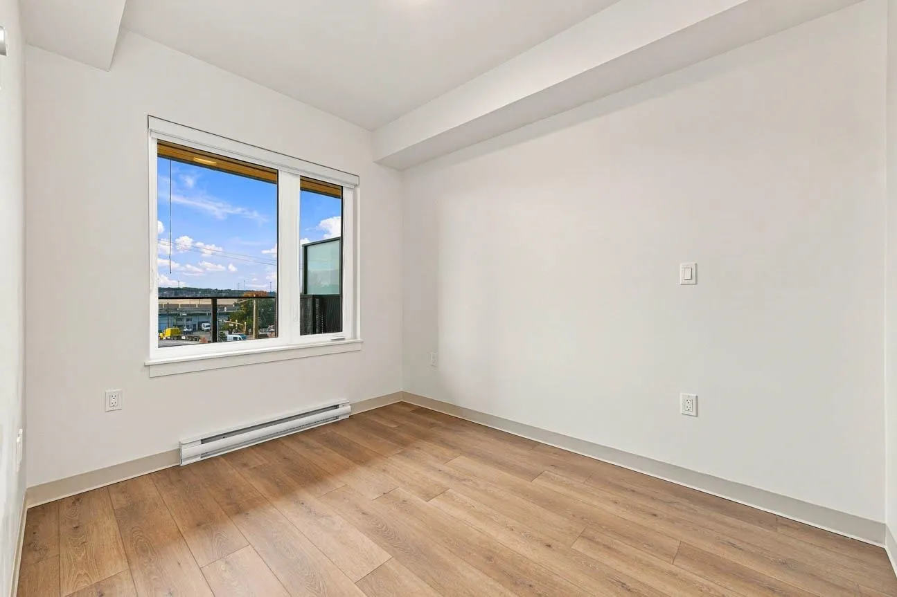 1529 Oxford #409