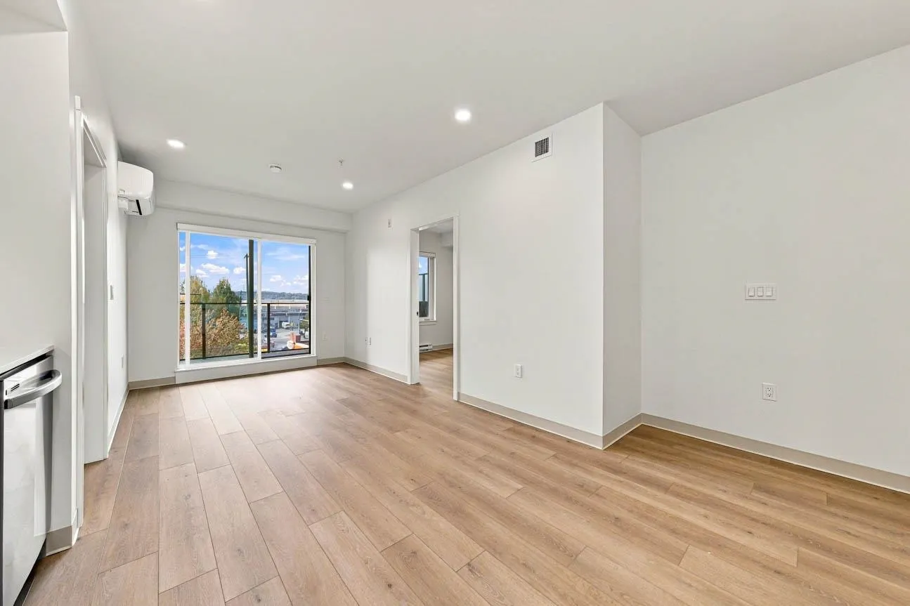 1529 Oxford #409