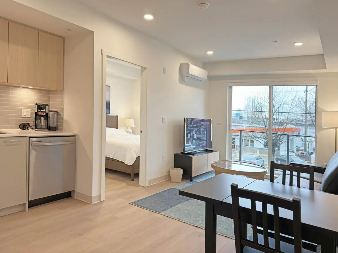 1529 Oxford #217