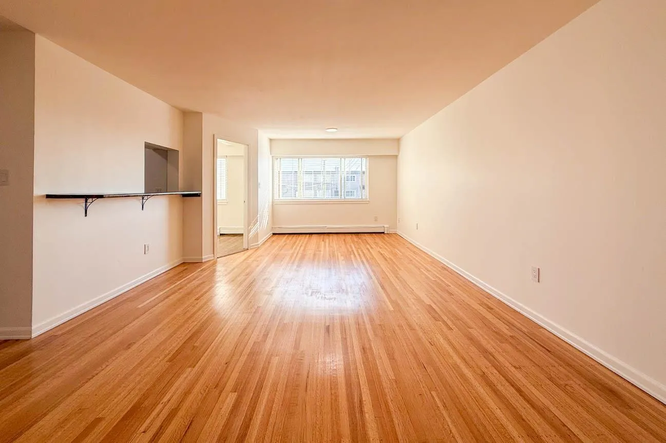 461 W 16 Street #107