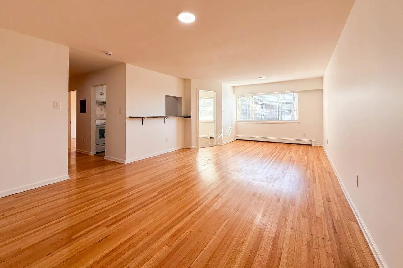461 W 16 Street #107