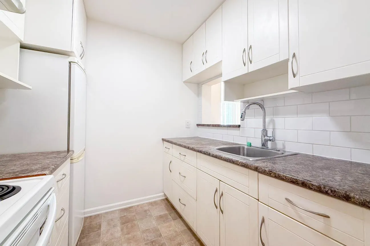 461 W 16 Street #107