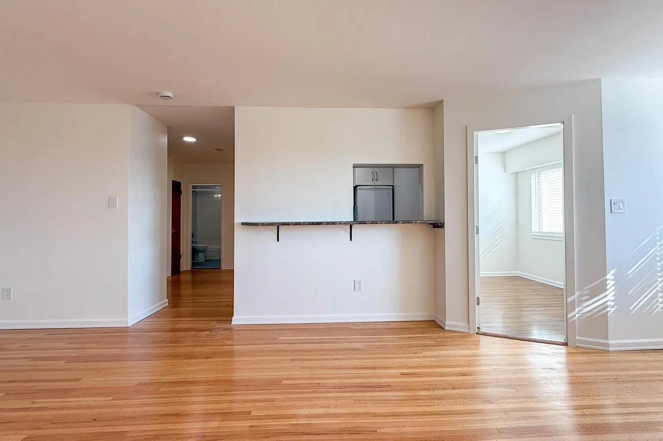 461 W 16 Street #107