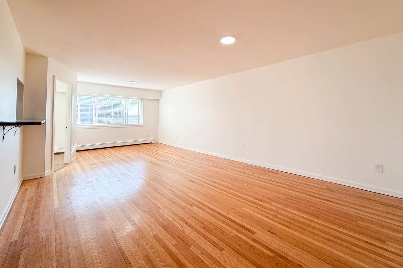 461 W 16 Street #107