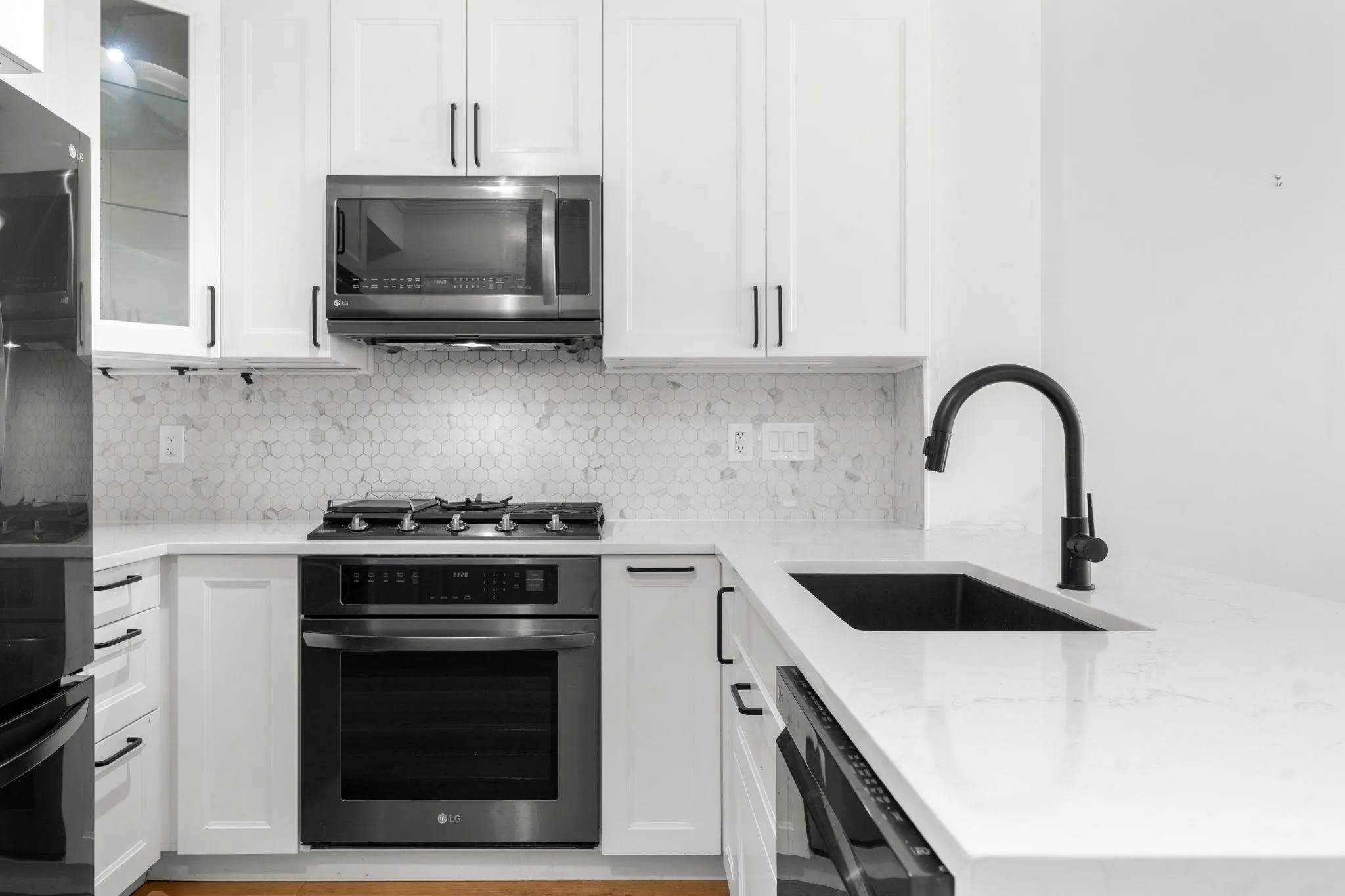 119 W 22nd Street #417
