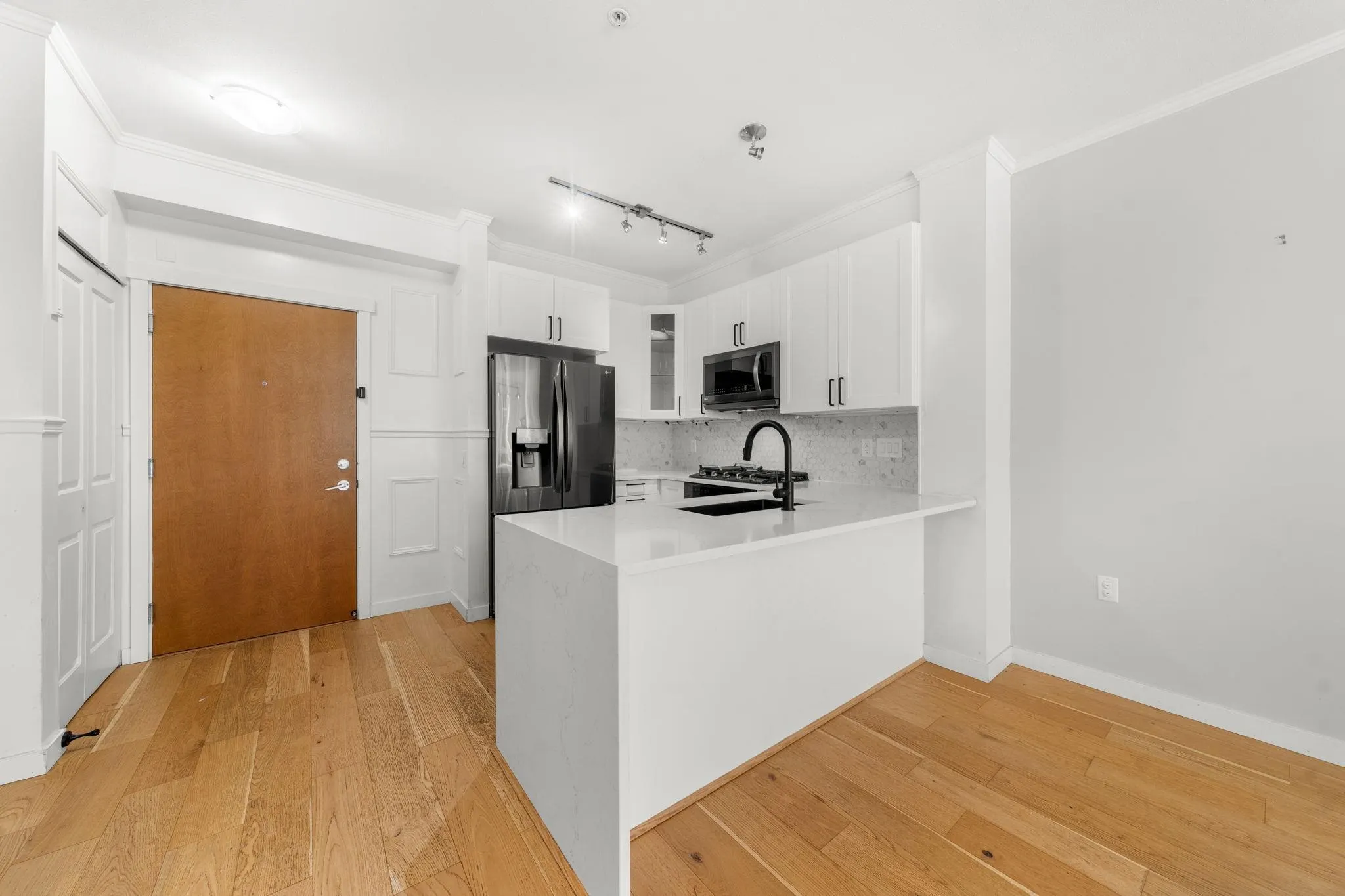 119 W 22nd Street #417