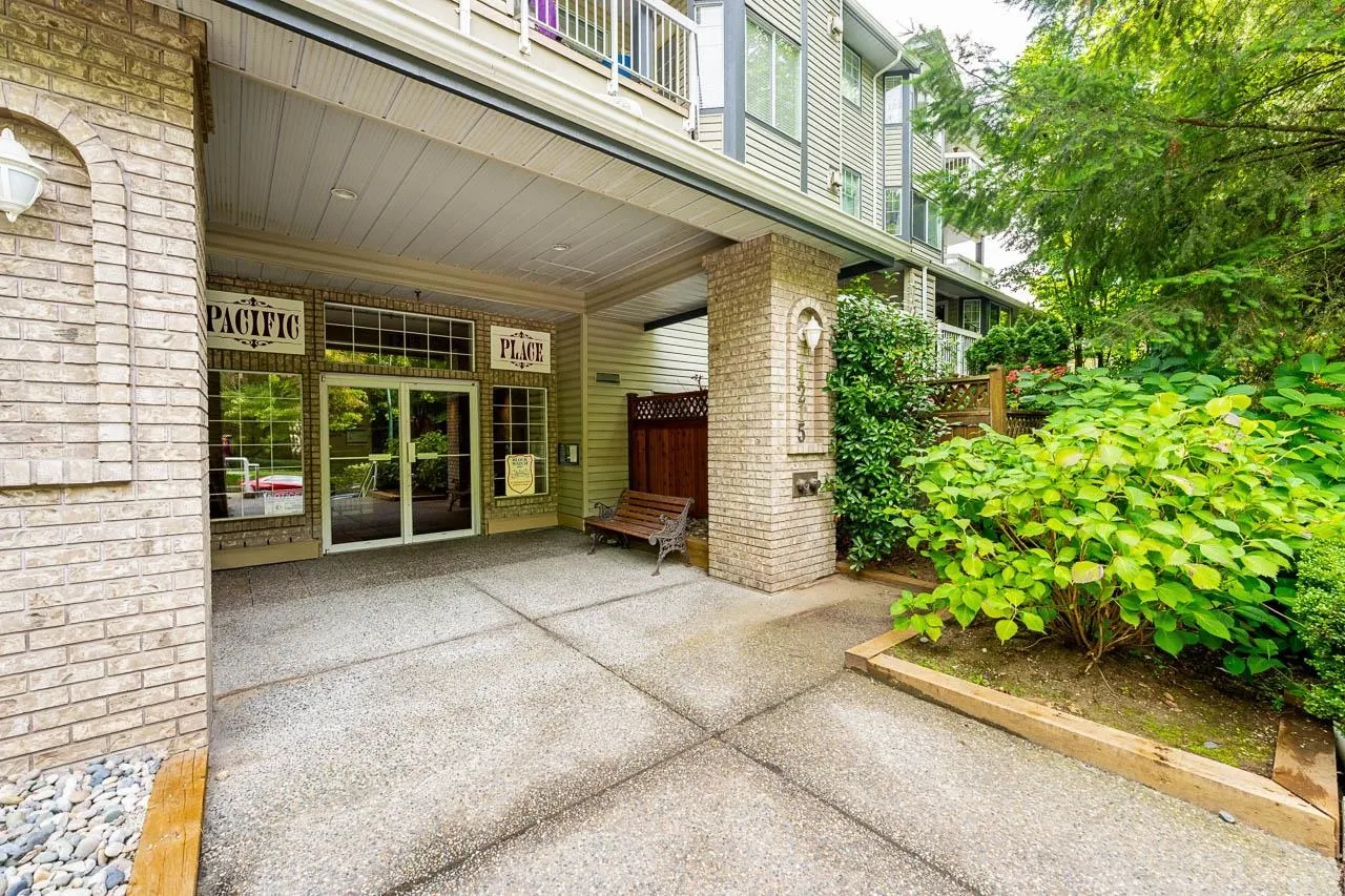 1215 Pacific Street #207