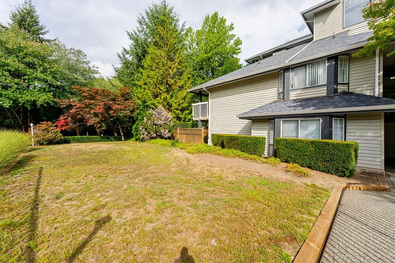 1215 Pacific Street #207