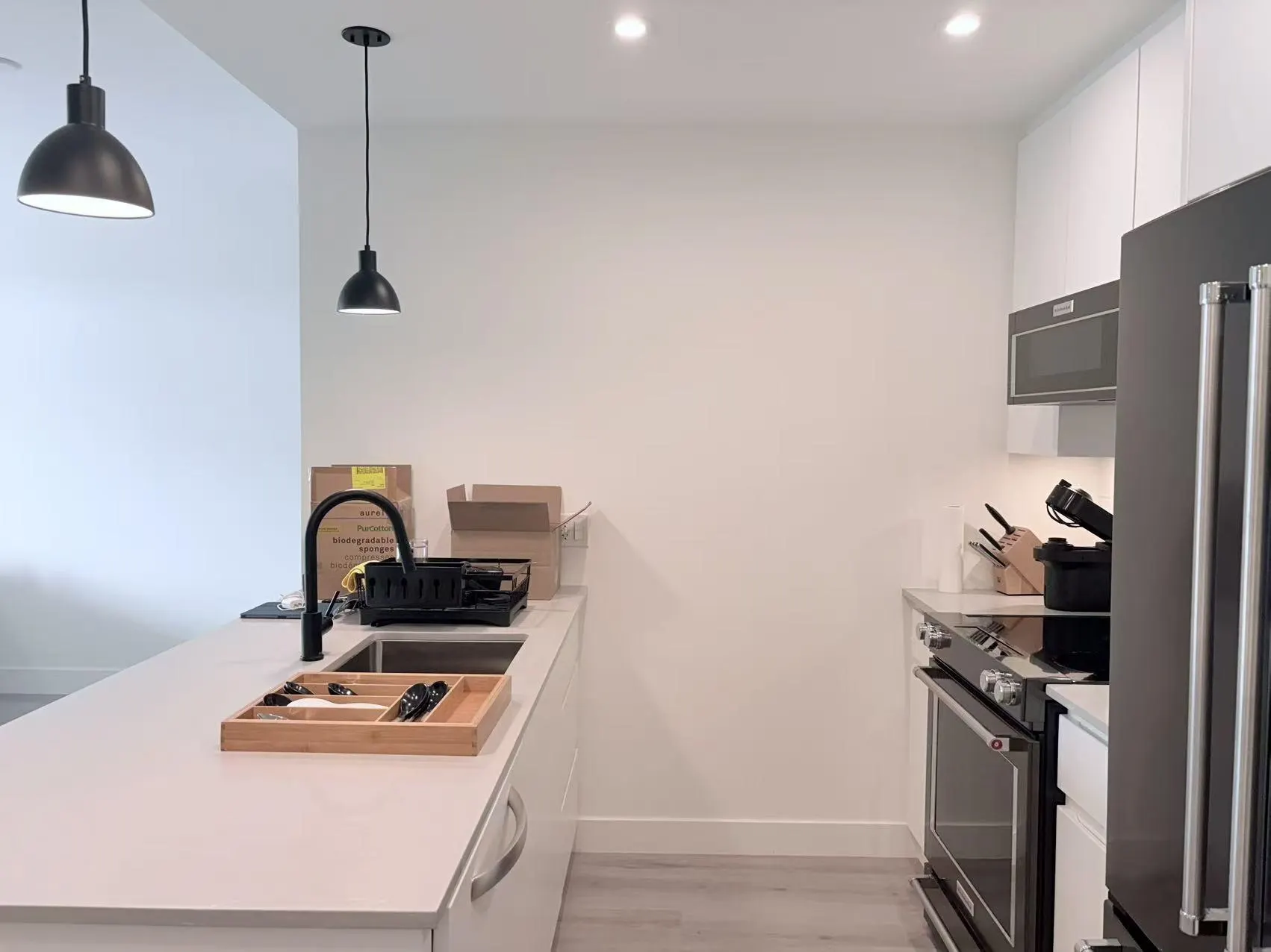 2180 Kelly Avenue #1414