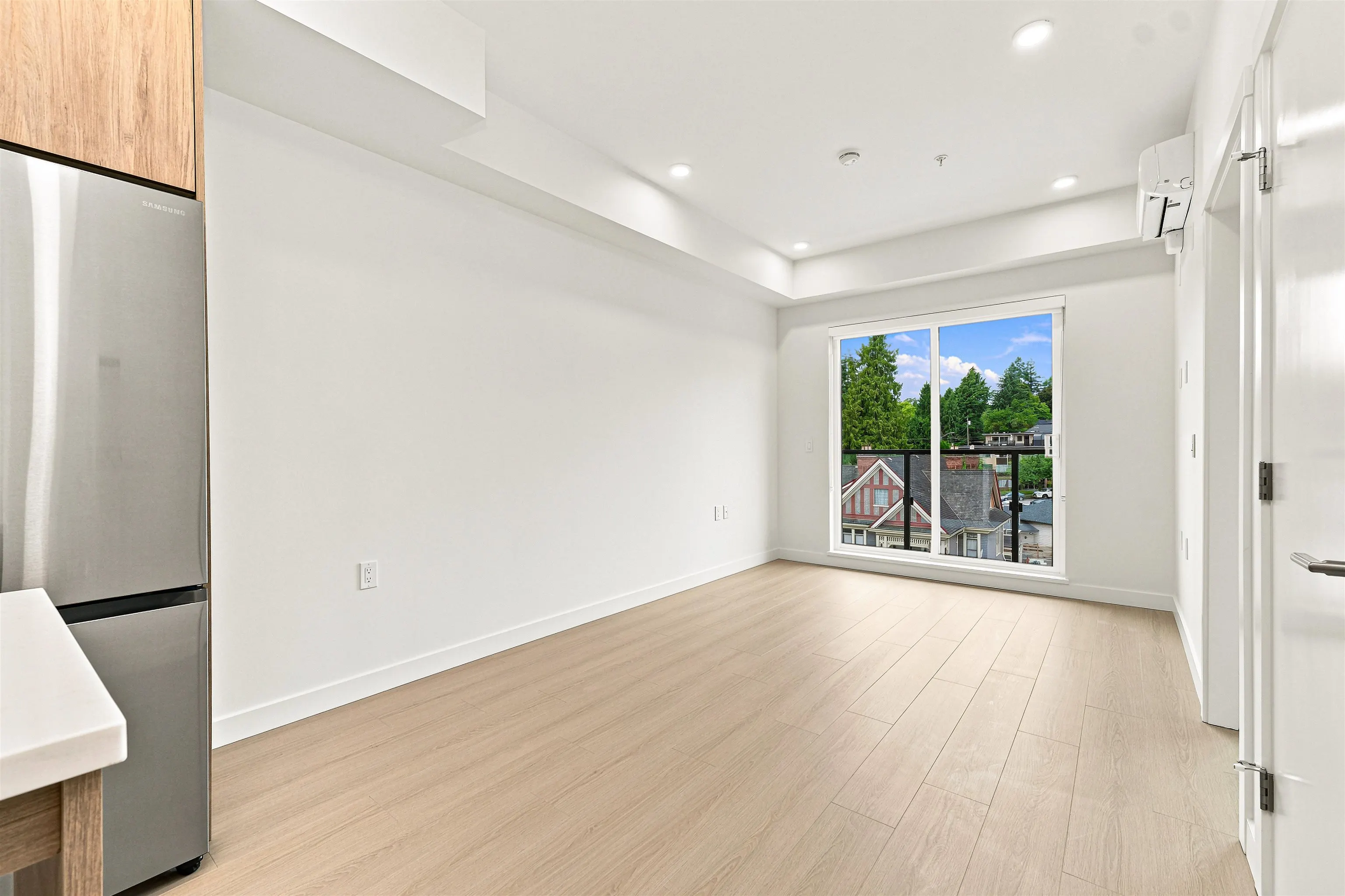 82 First Street #606