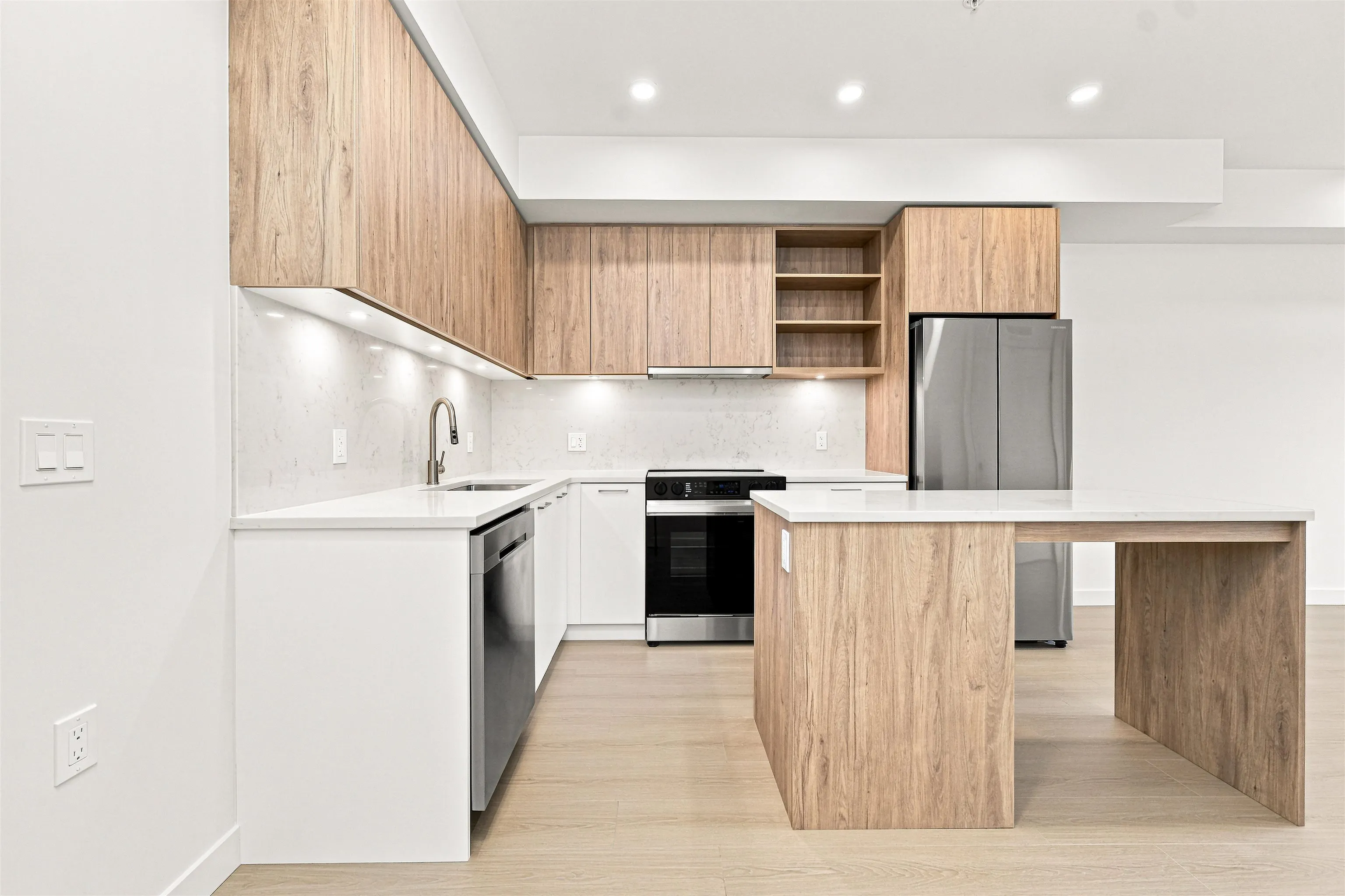 82 First Street #606