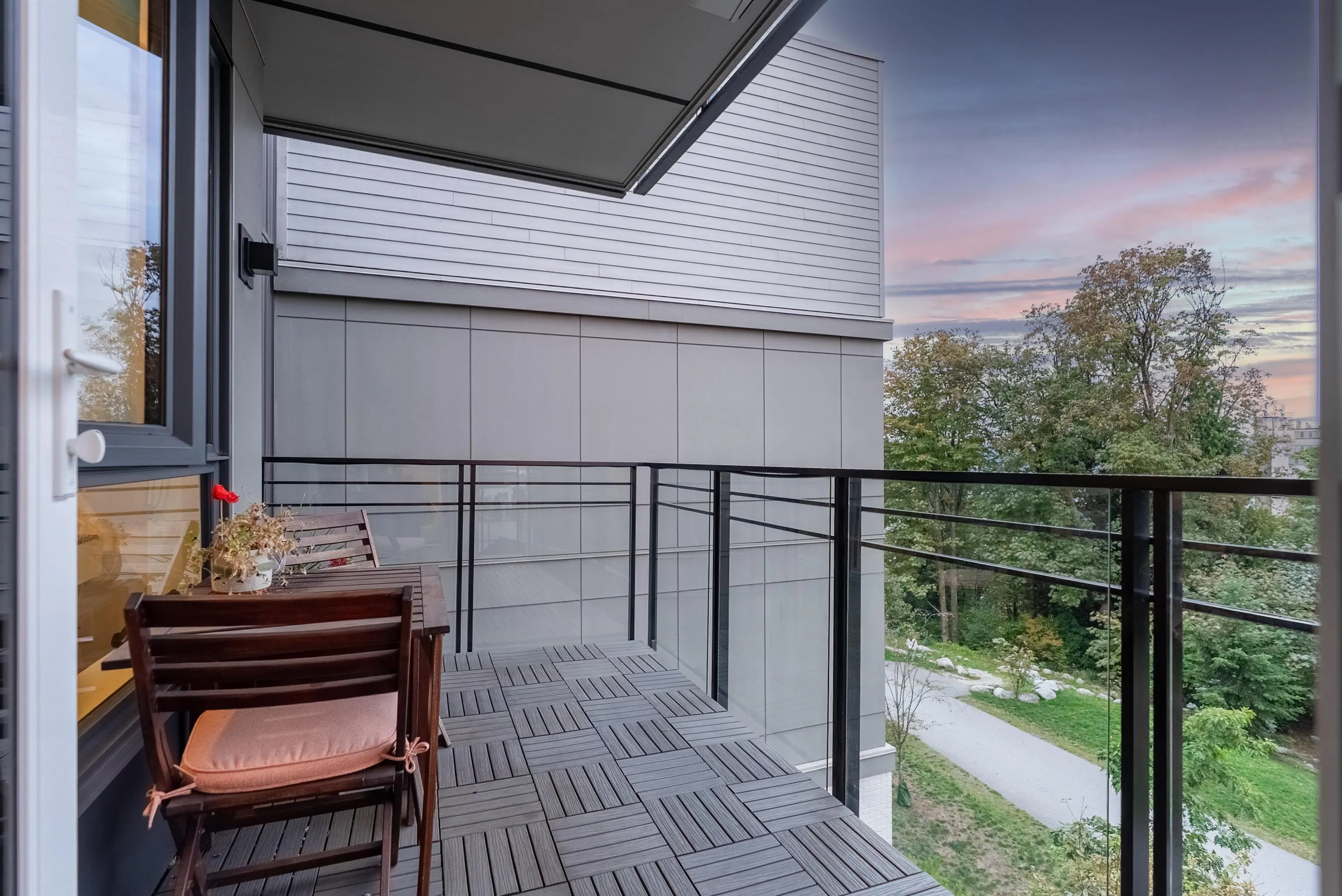 747 E 3rd Street #308