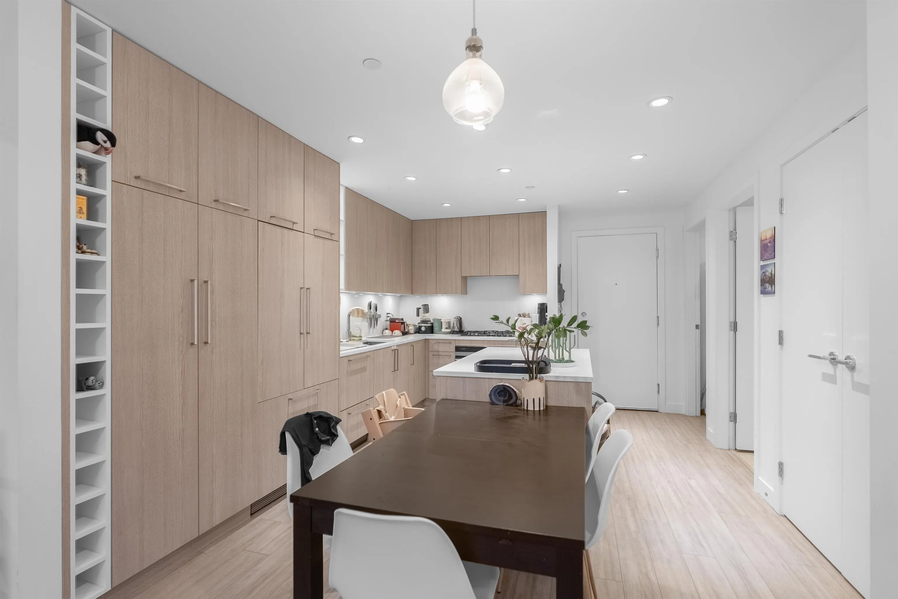 747 E 3rd Street #308