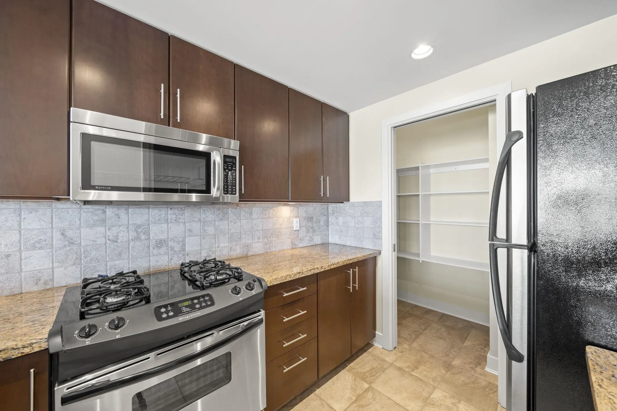 1483 W 7th Avenue #804