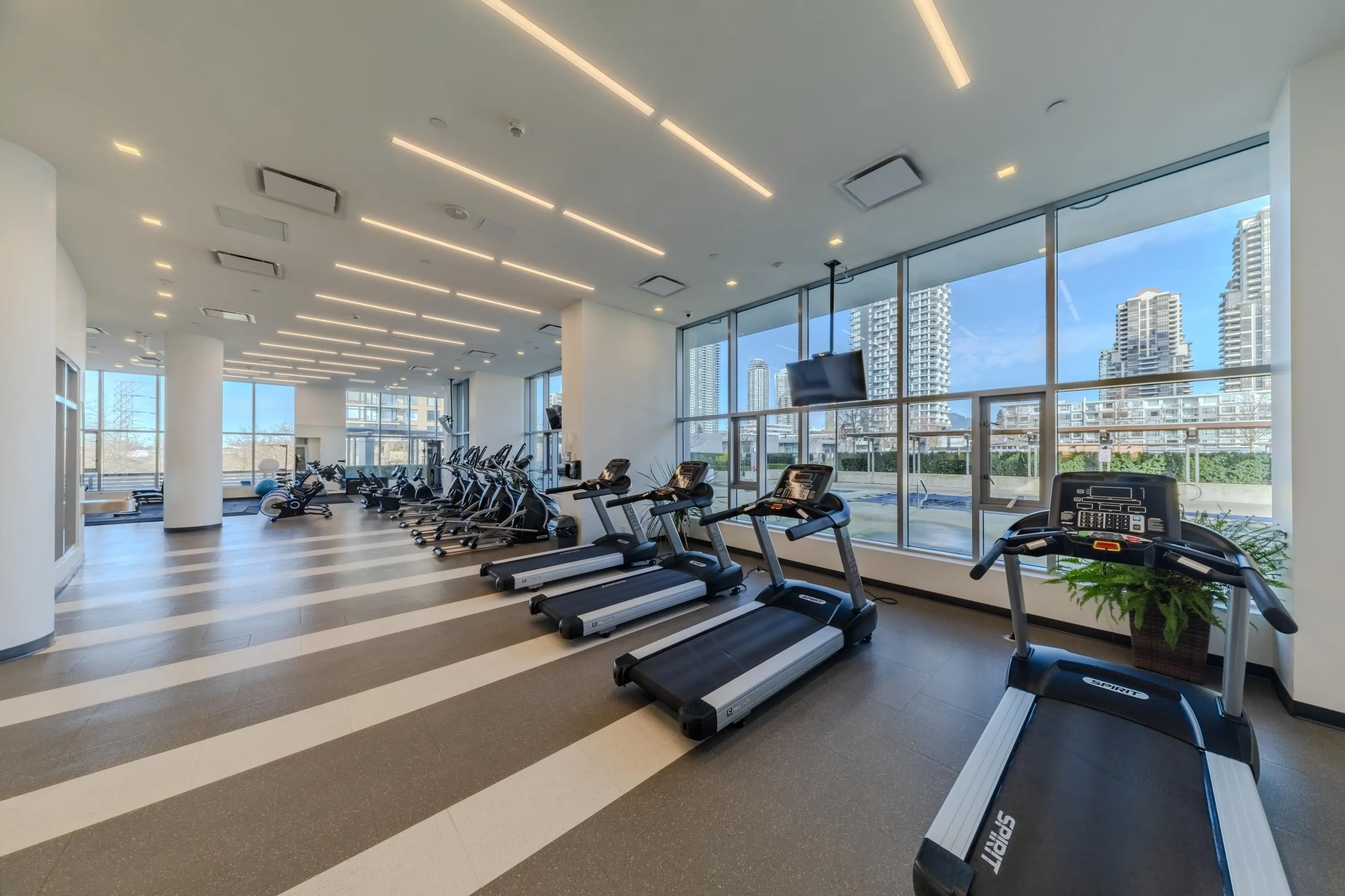 2388 Madison Avenue #2503