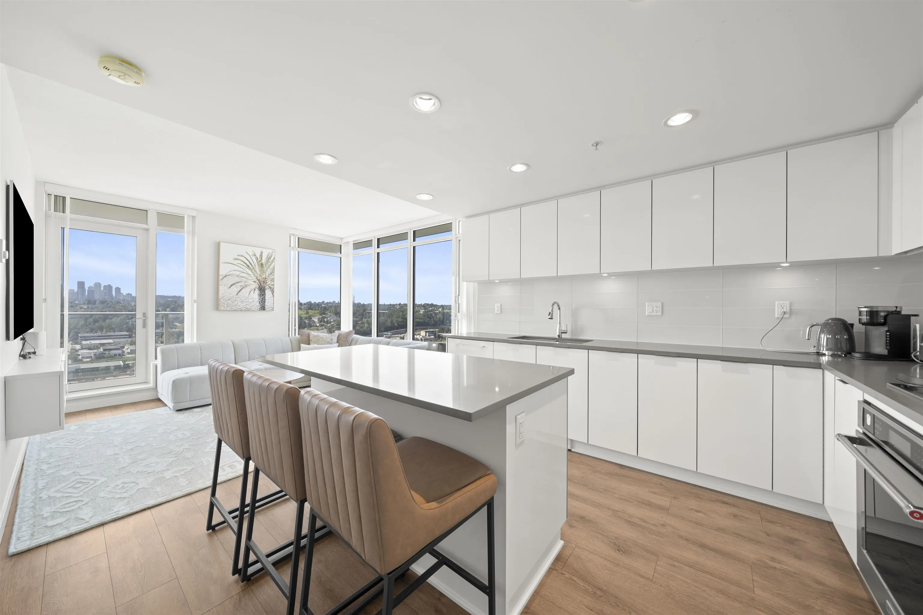 2388 Madison Avenue #2503