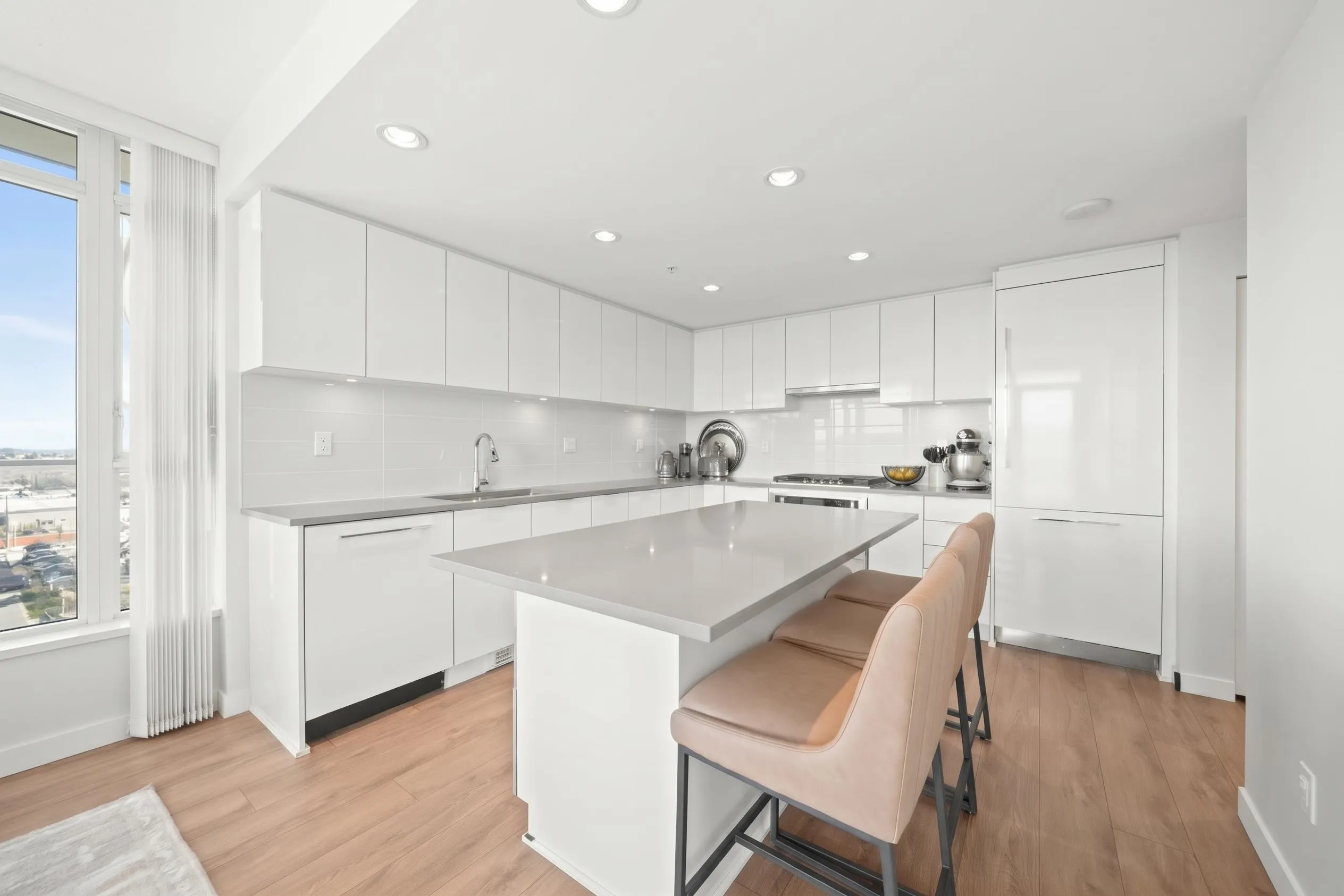 2388 Madison Avenue #2503