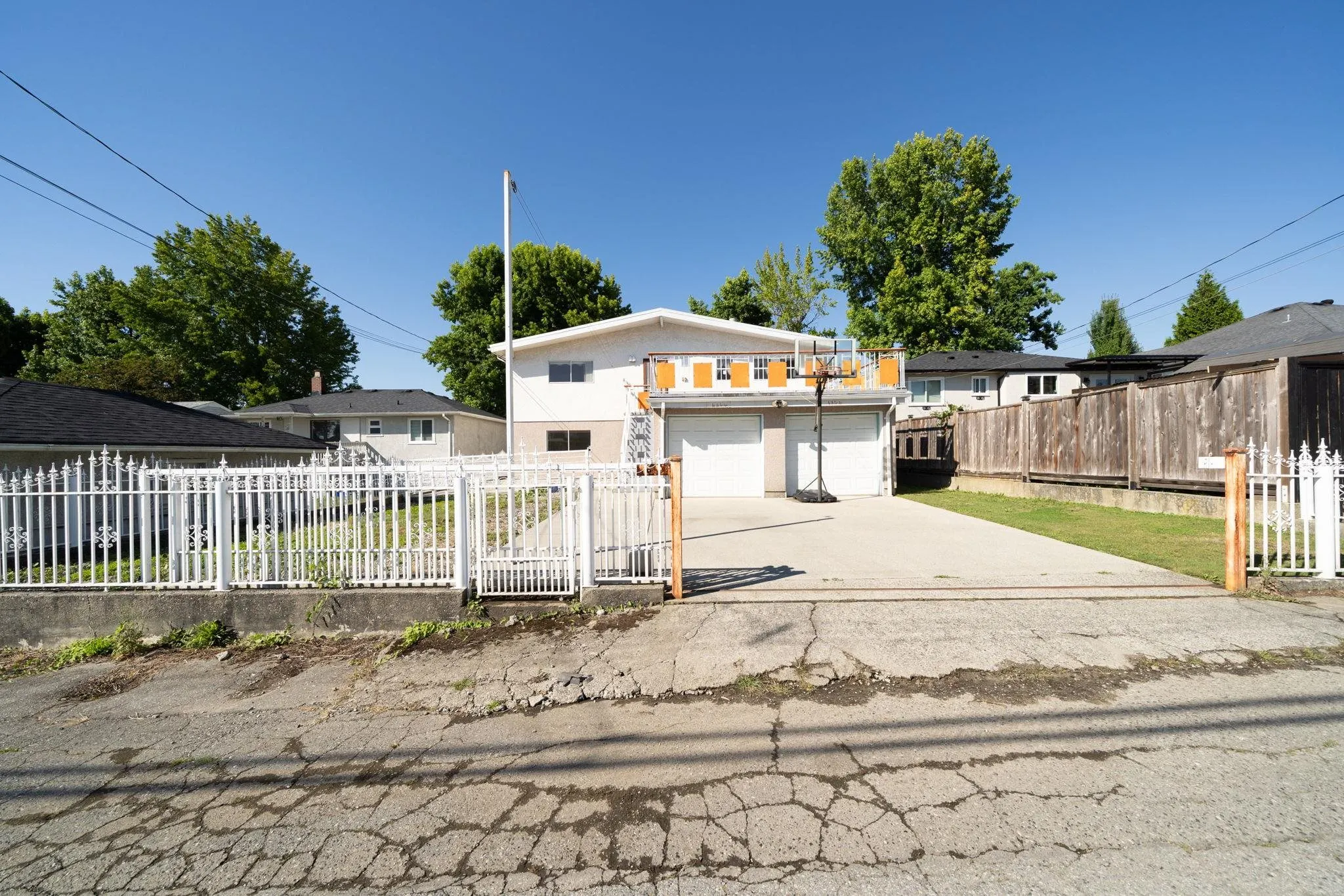 4264 Parker Street