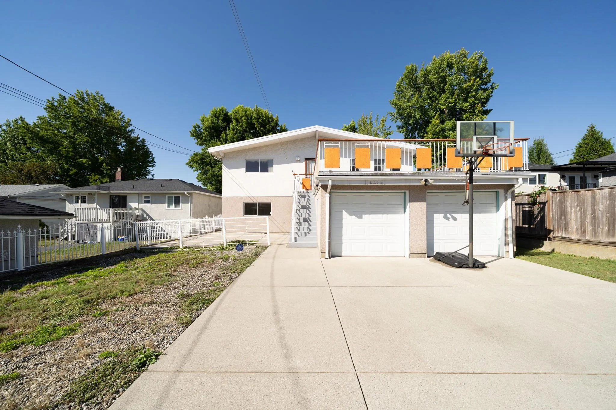 4264 Parker Street